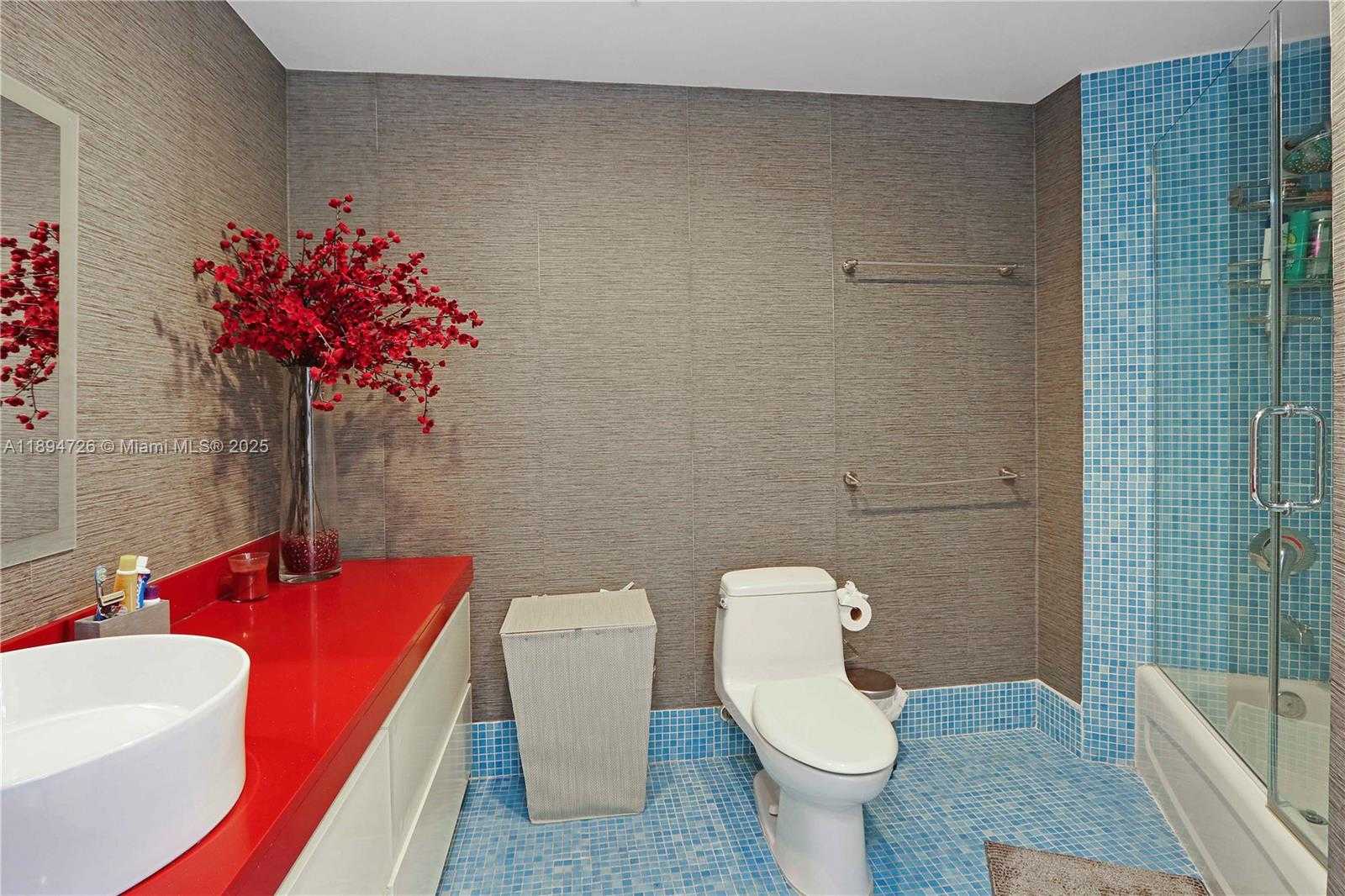 Small Image of 10 ARAGON AVE #706, Coral Gables Number 17