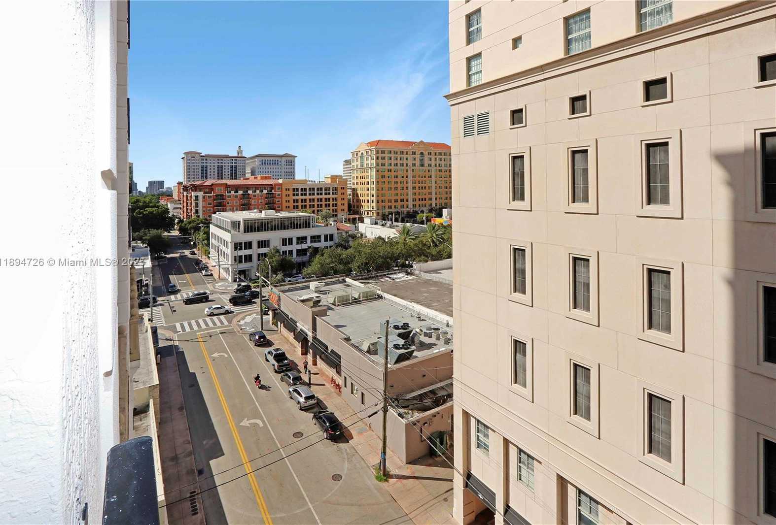 Small Image of 10 ARAGON AVE #706, Coral Gables Number 21