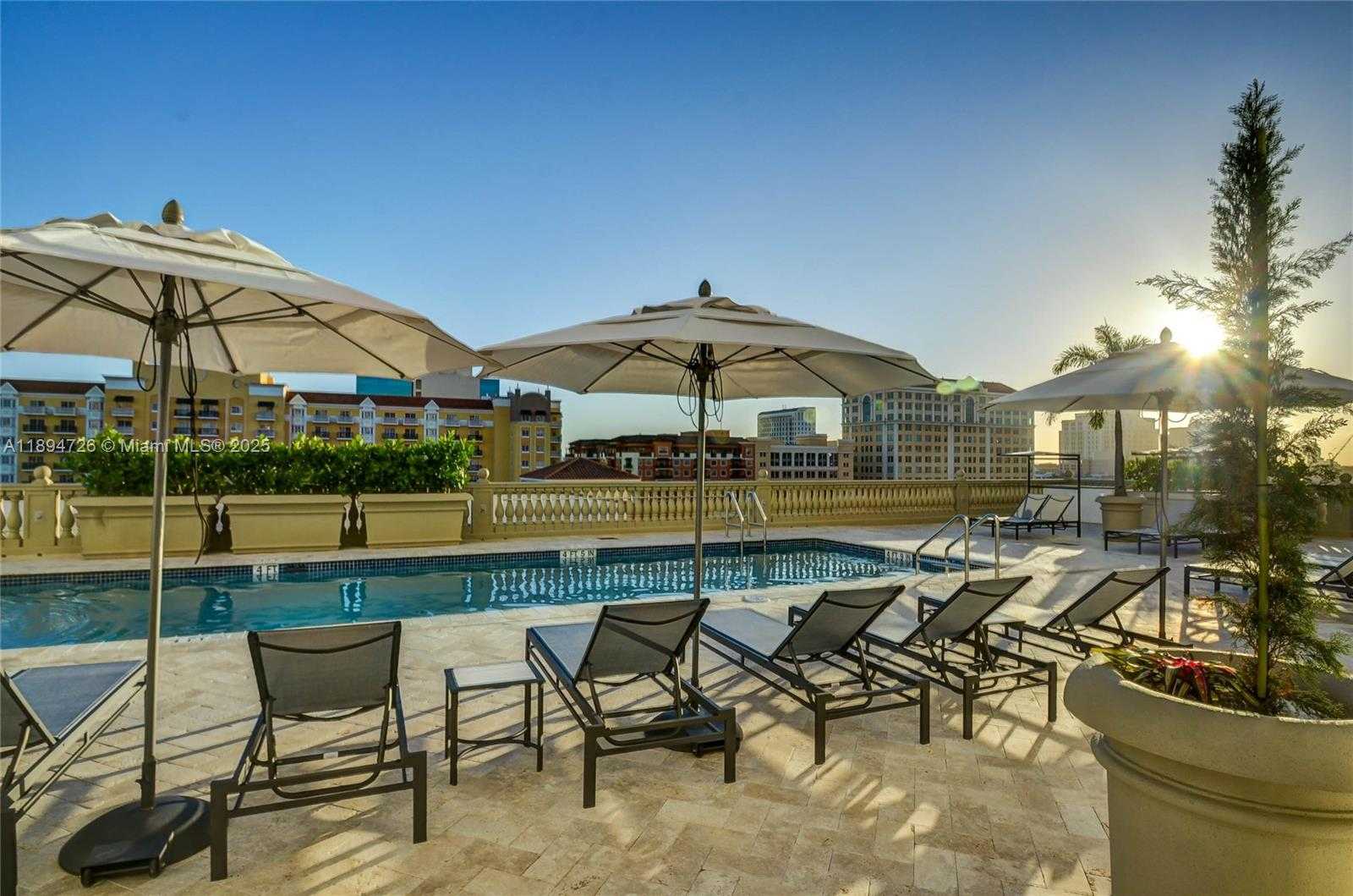 Small Image of 10 ARAGON AVE #706, Coral Gables Number 32