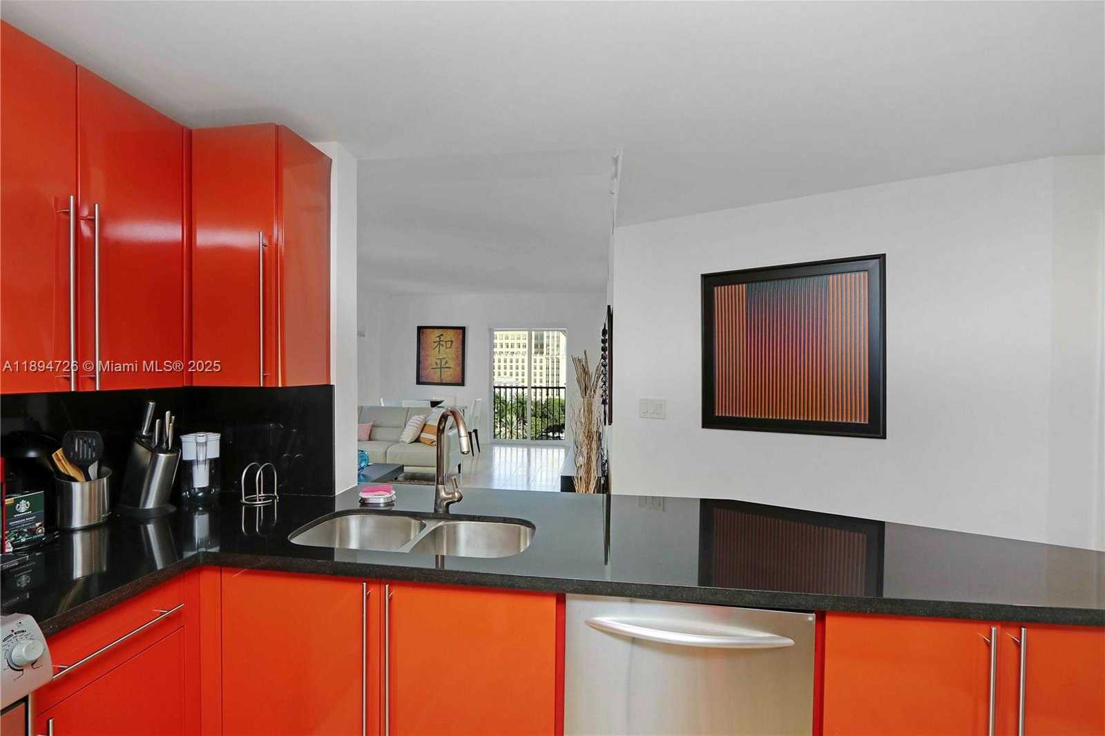 Small Image of 10 ARAGON AVE #706, Coral Gables Number 7