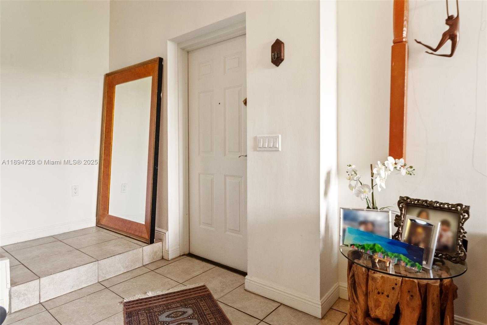 Small Image of 888 SOUTH DOUGLAS RD #113, Coral Gables Number 10