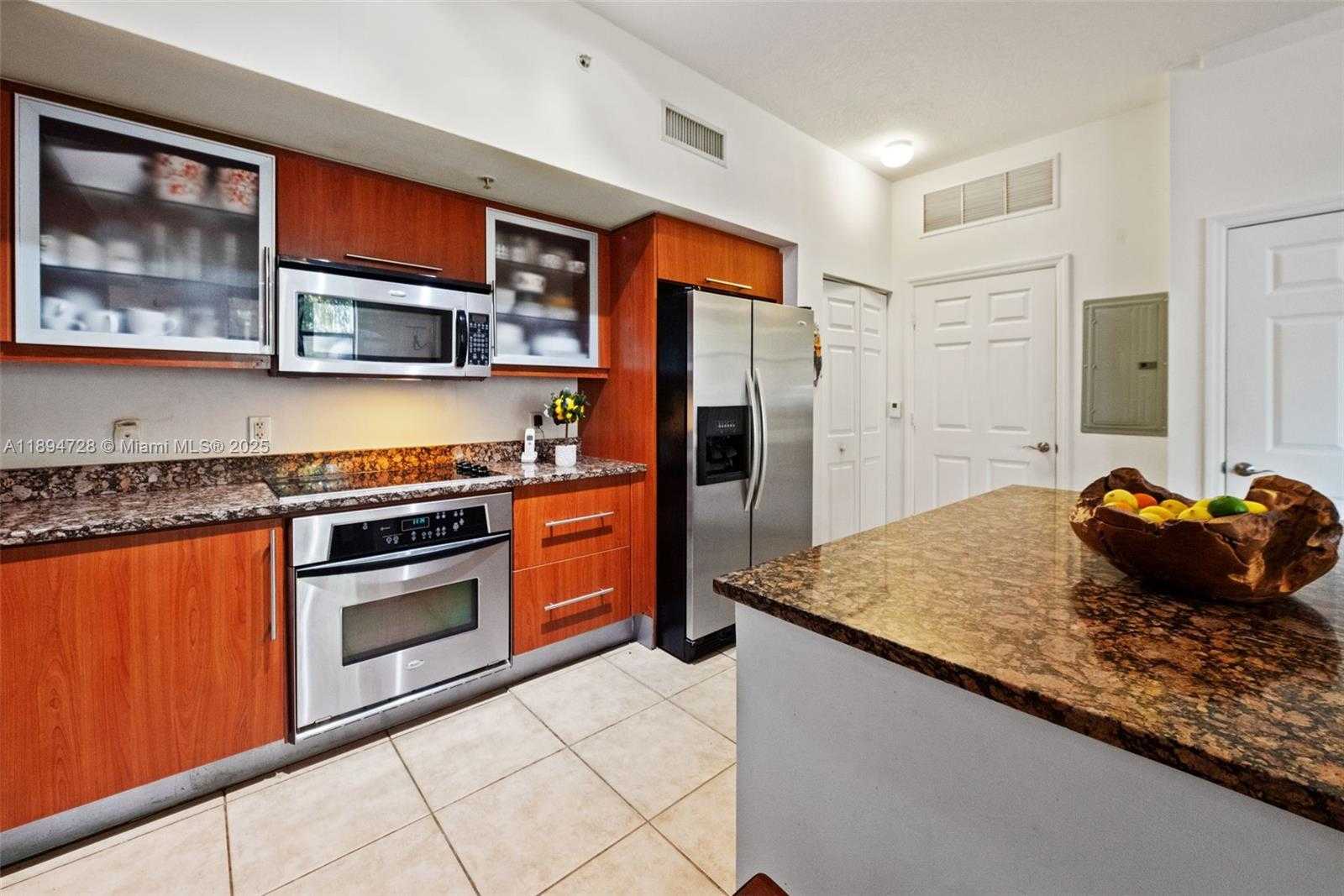 Small Image of 888 SOUTH DOUGLAS RD #113, Coral Gables Number 19