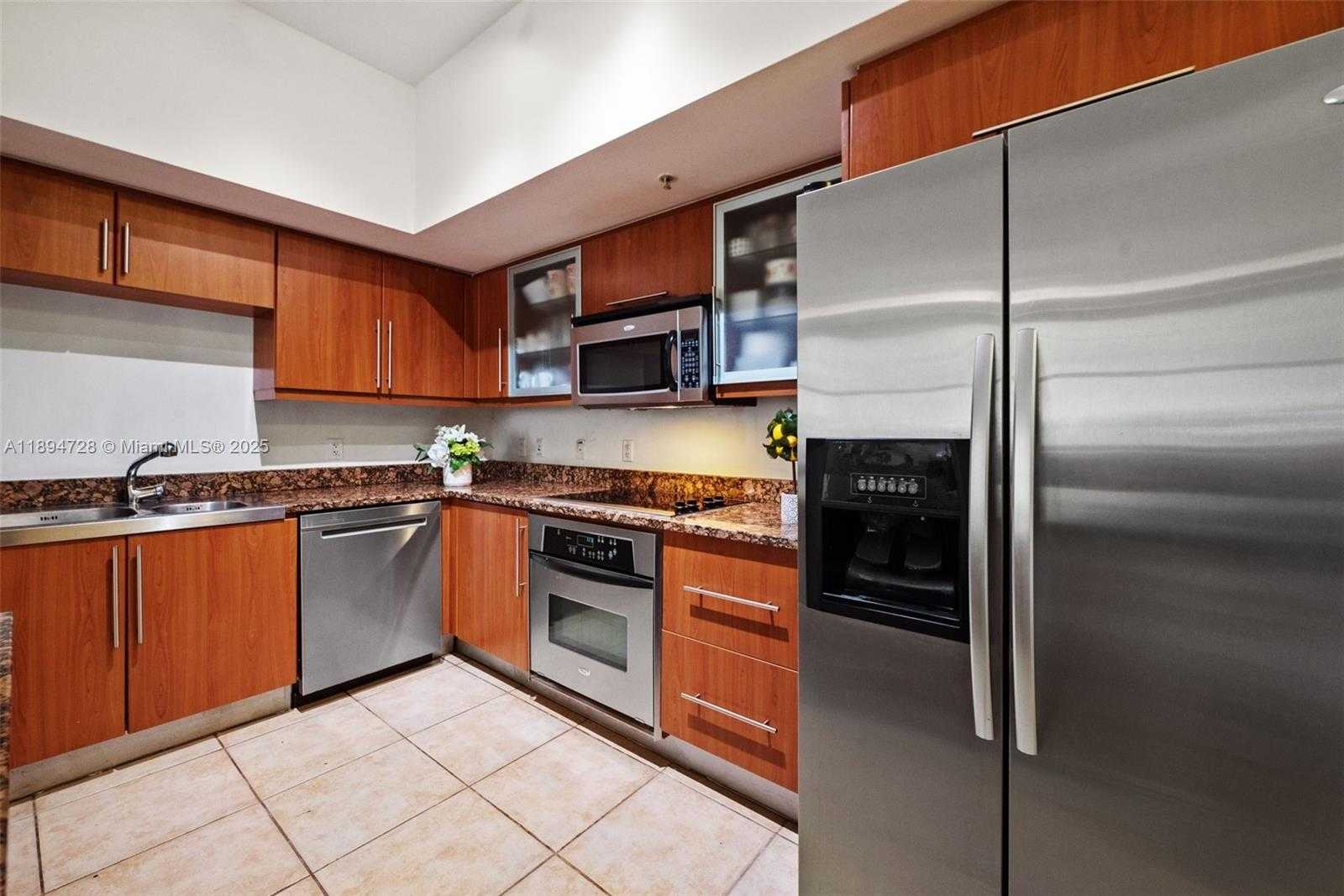 Small Image of 888 SOUTH DOUGLAS RD #113, Coral Gables Number 20