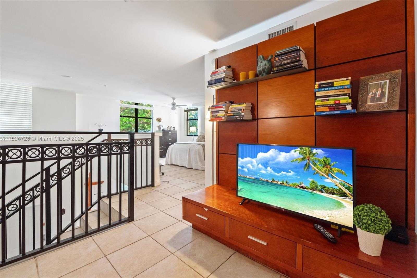 Small Image of 888 SOUTH DOUGLAS RD #113, Coral Gables Number 24