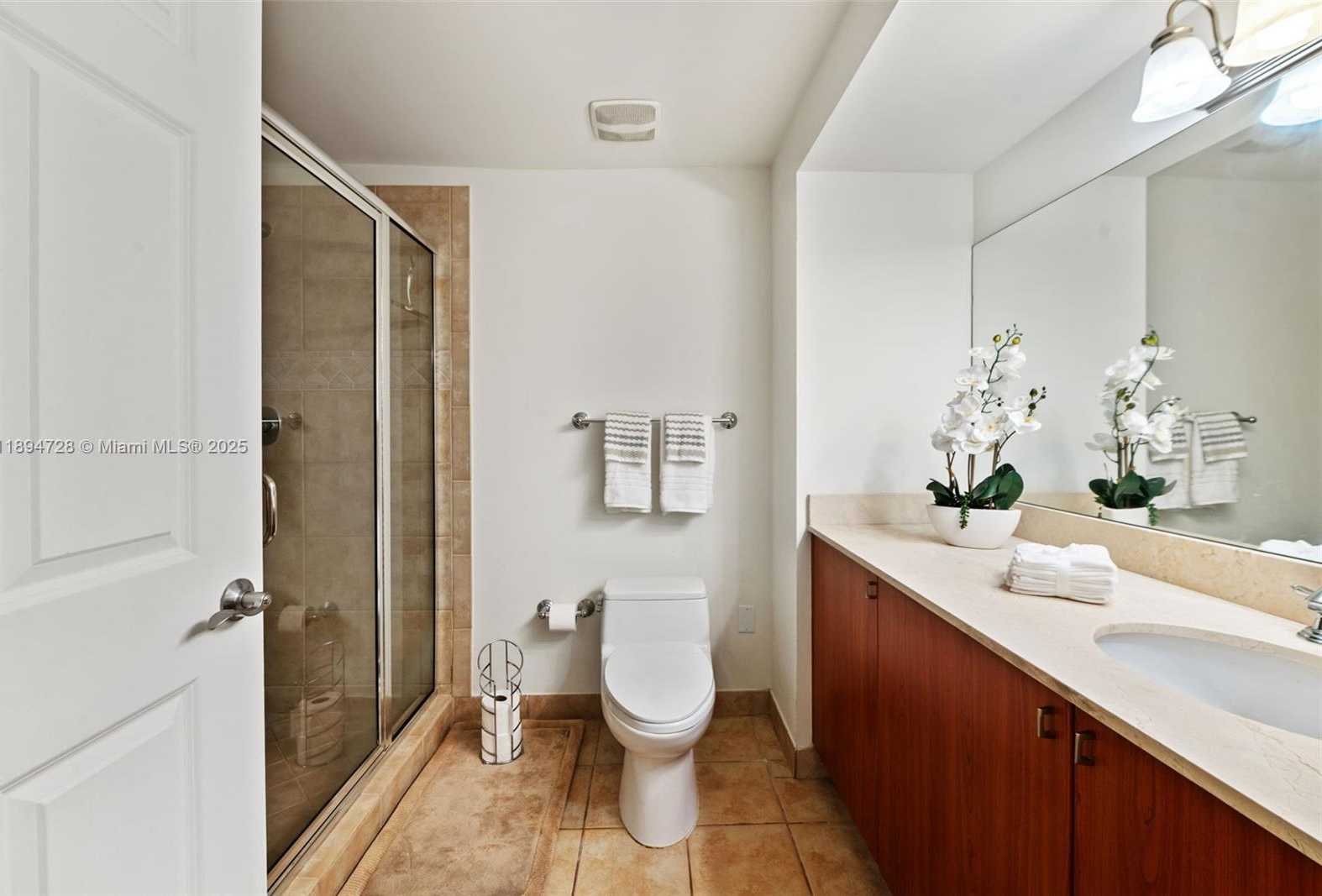 Small Image of 888 SOUTH DOUGLAS RD #113, Coral Gables Number 28