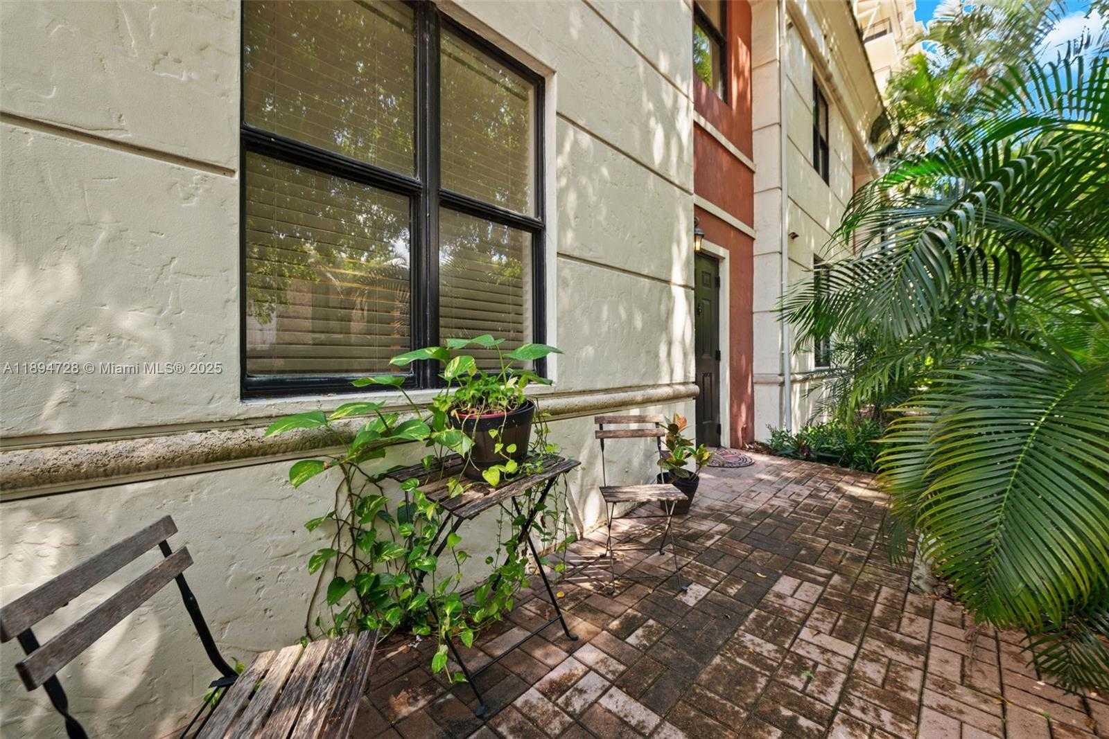 Small Image of 888 SOUTH DOUGLAS RD #113, Coral Gables Number 31