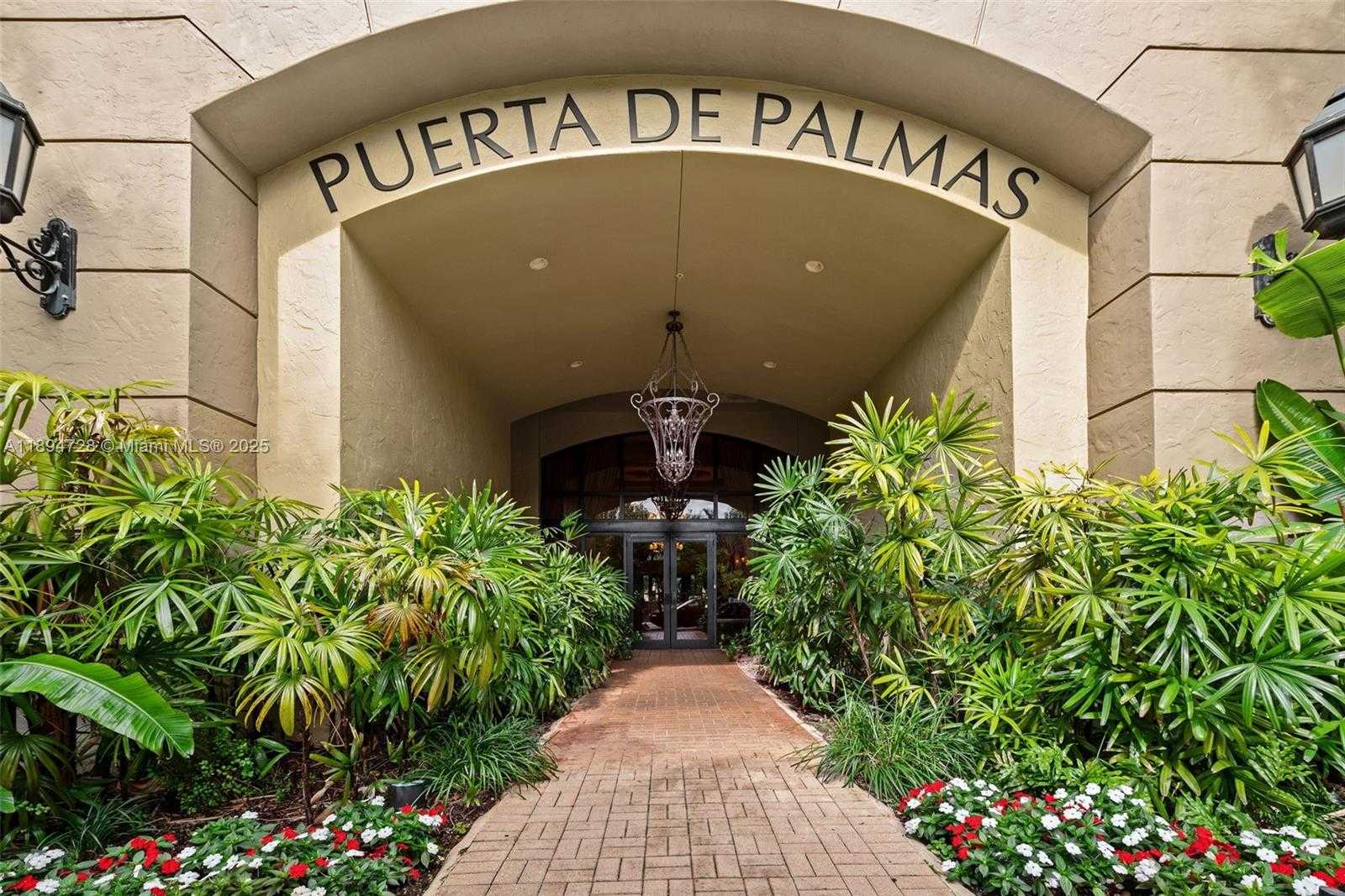 Small Image of 888 SOUTH DOUGLAS RD #113, Coral Gables Number 4