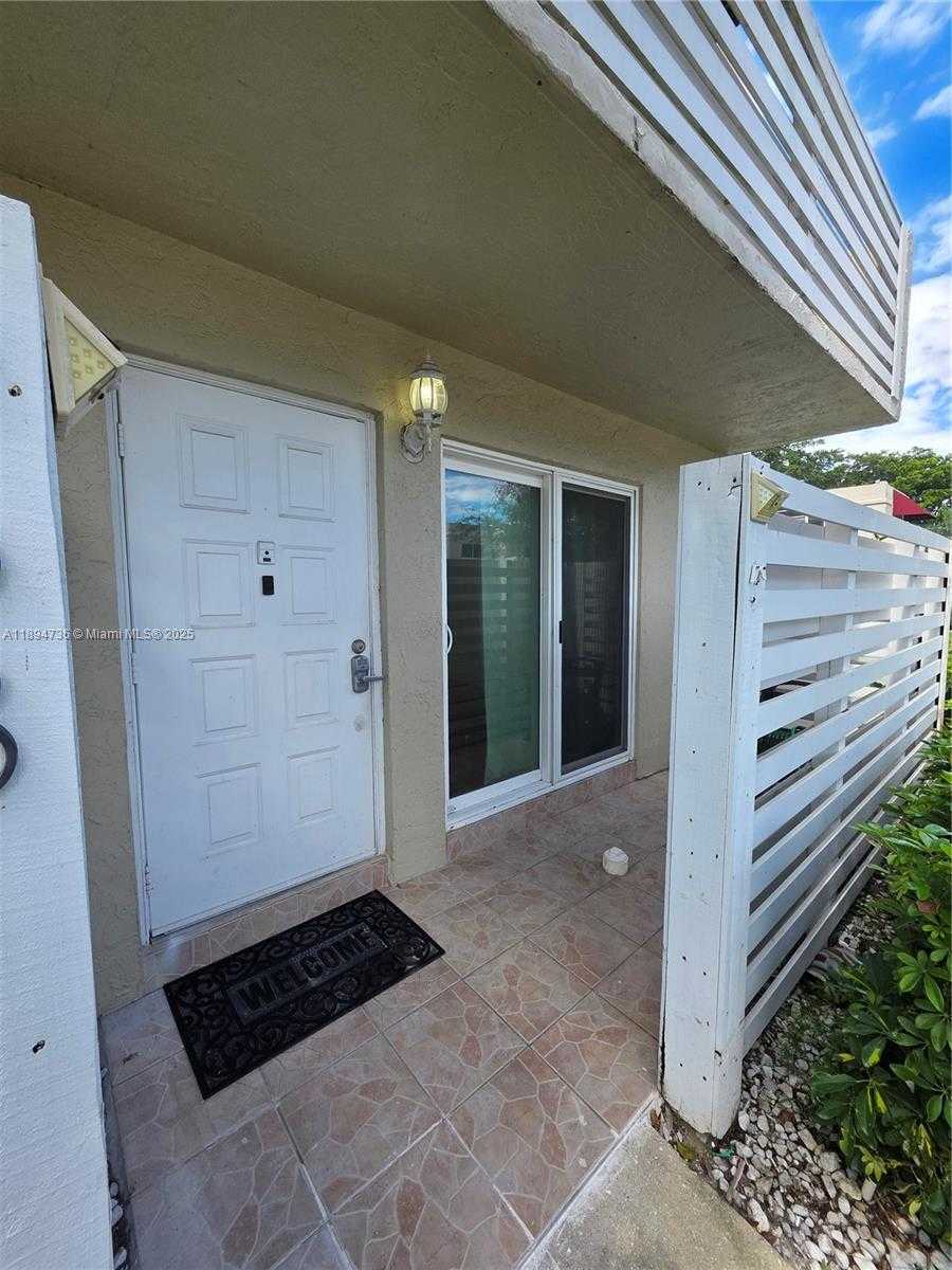 Small Image of 563 NORTH WEST 98TH AVE, Plantation Number 3