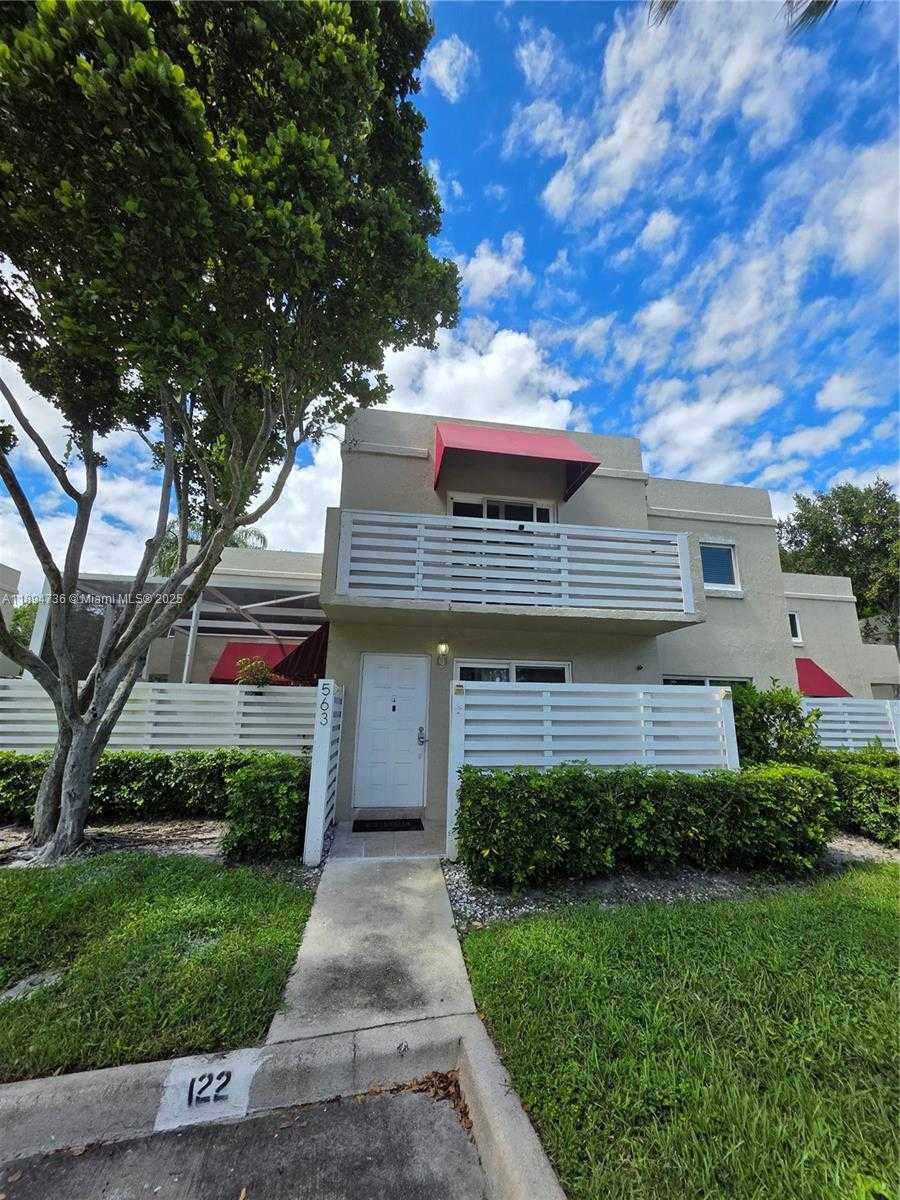 Small Image of 563 NORTH WEST 98TH AVE, Plantation Number 5