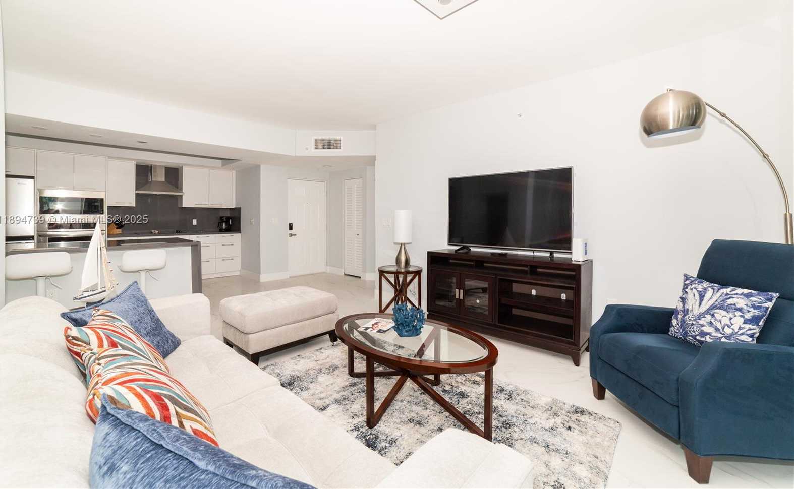 Small Image of 17145 NORTH BAY RD #4607, Sunny Isles Beach Number 12