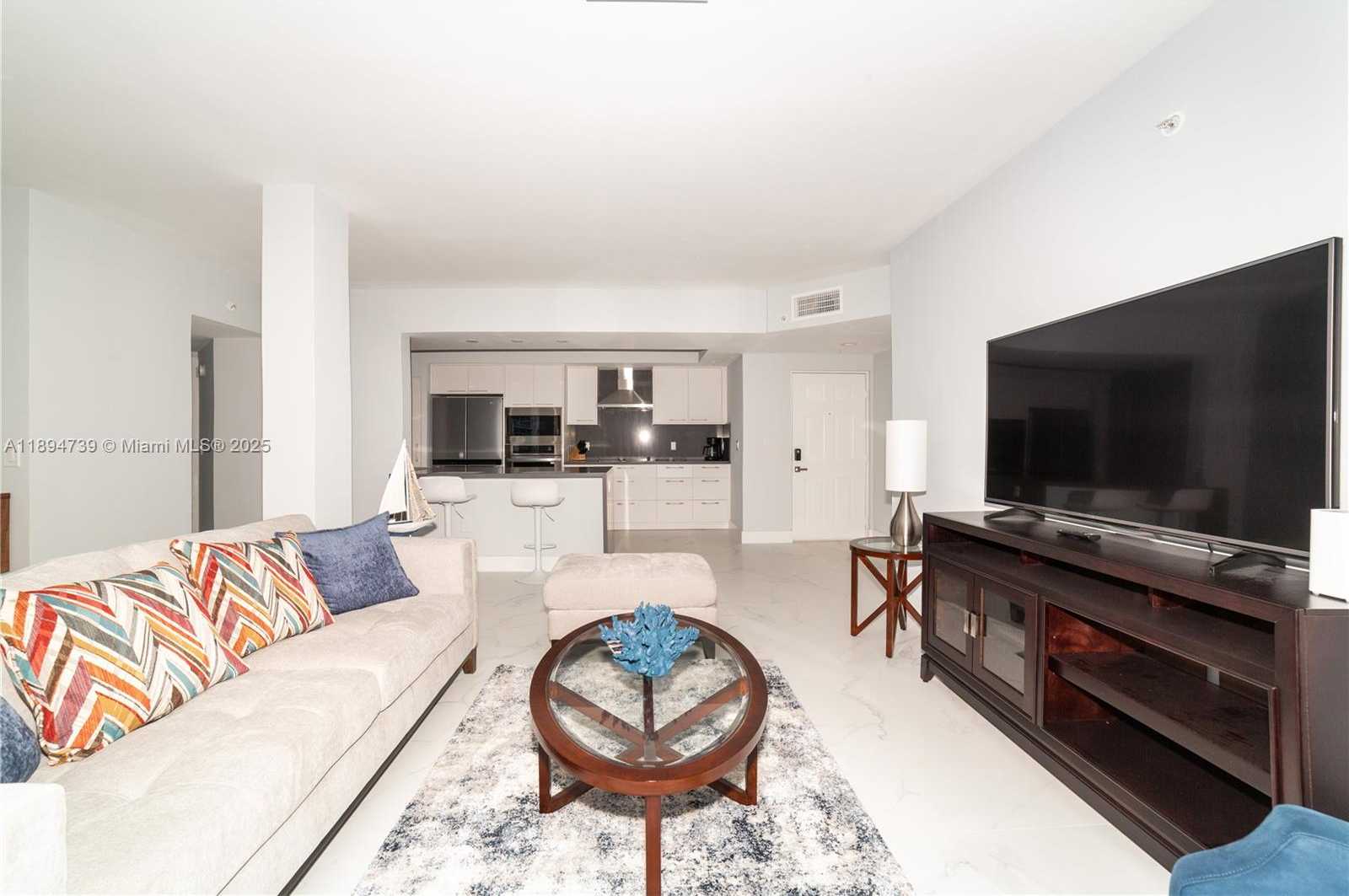 Small Image of 17145 NORTH BAY RD #4607, Sunny Isles Beach Number 13