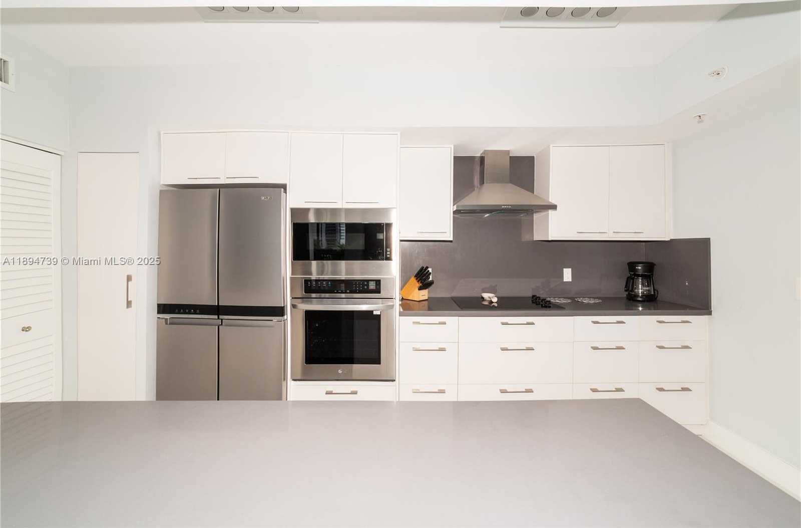 Small Image of 17145 NORTH BAY RD #4607, Sunny Isles Beach Number 16