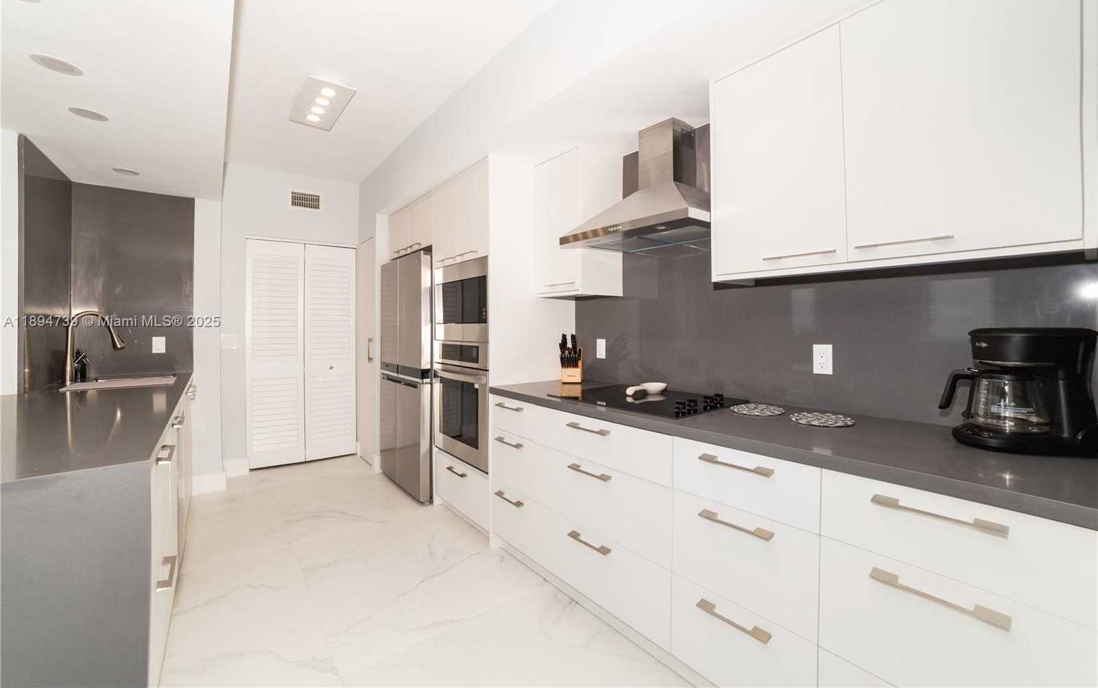 Small Image of 17145 NORTH BAY RD #4607, Sunny Isles Beach Number 17