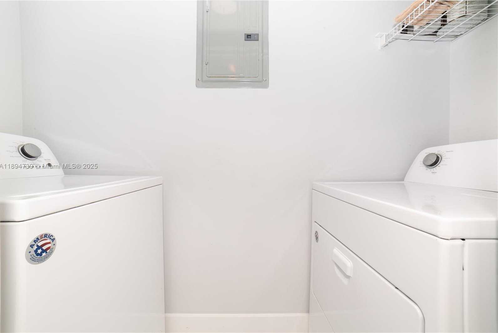 Small Image of 17145 NORTH BAY RD #4607, Sunny Isles Beach Number 21