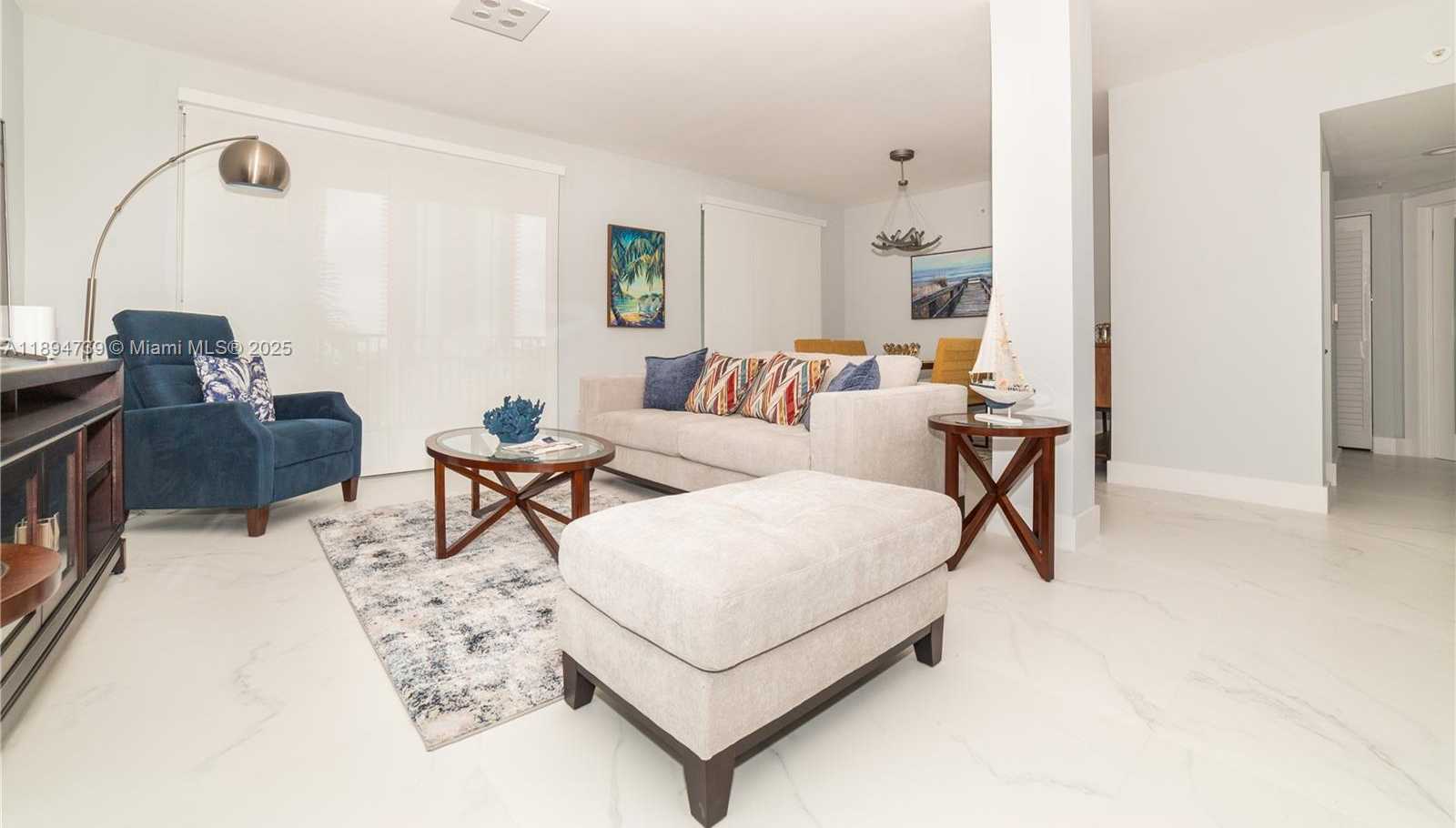 Small Image of 17145 NORTH BAY RD #4607, Sunny Isles Beach Number 3