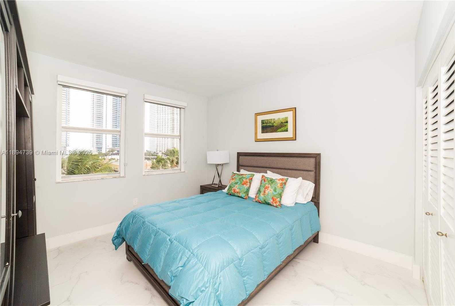 Small Image of 17145 NORTH BAY RD #4607, Sunny Isles Beach Number 44