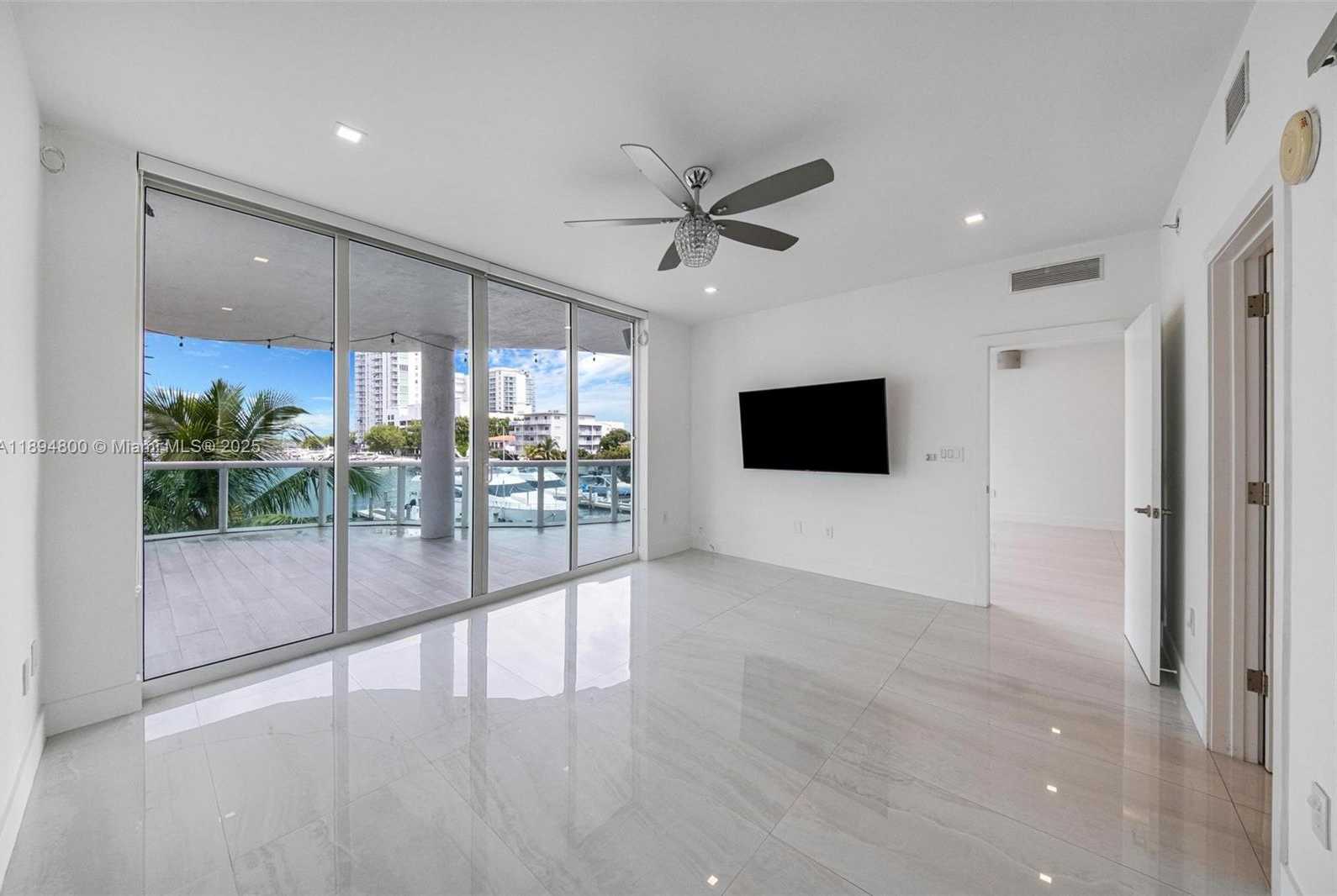 Small Image of 7918 HARBOR ISLAND DR #207, North Bay Village Number 19