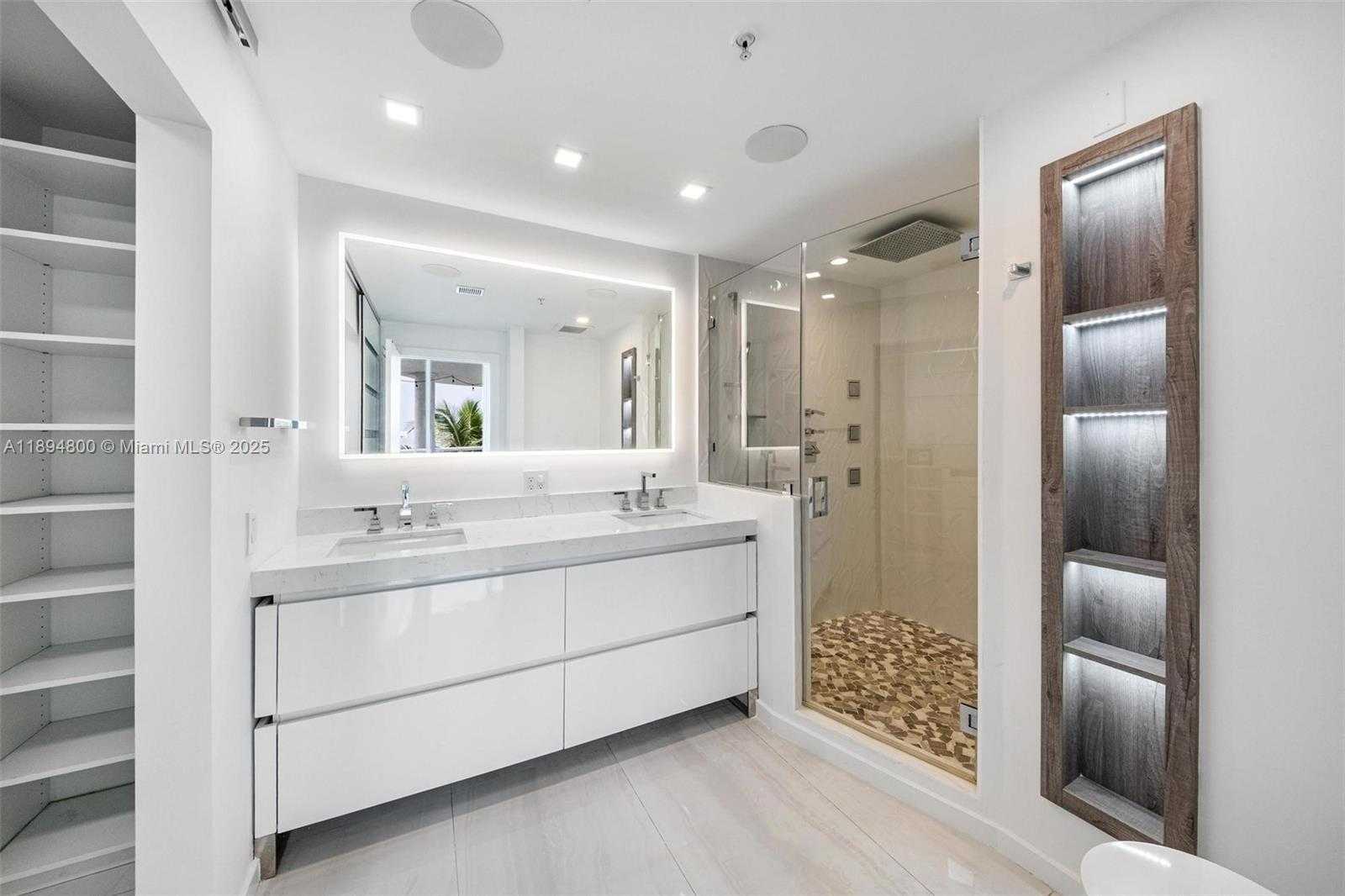 Small Image of 7918 HARBOR ISLAND DR #207, North Bay Village Number 22