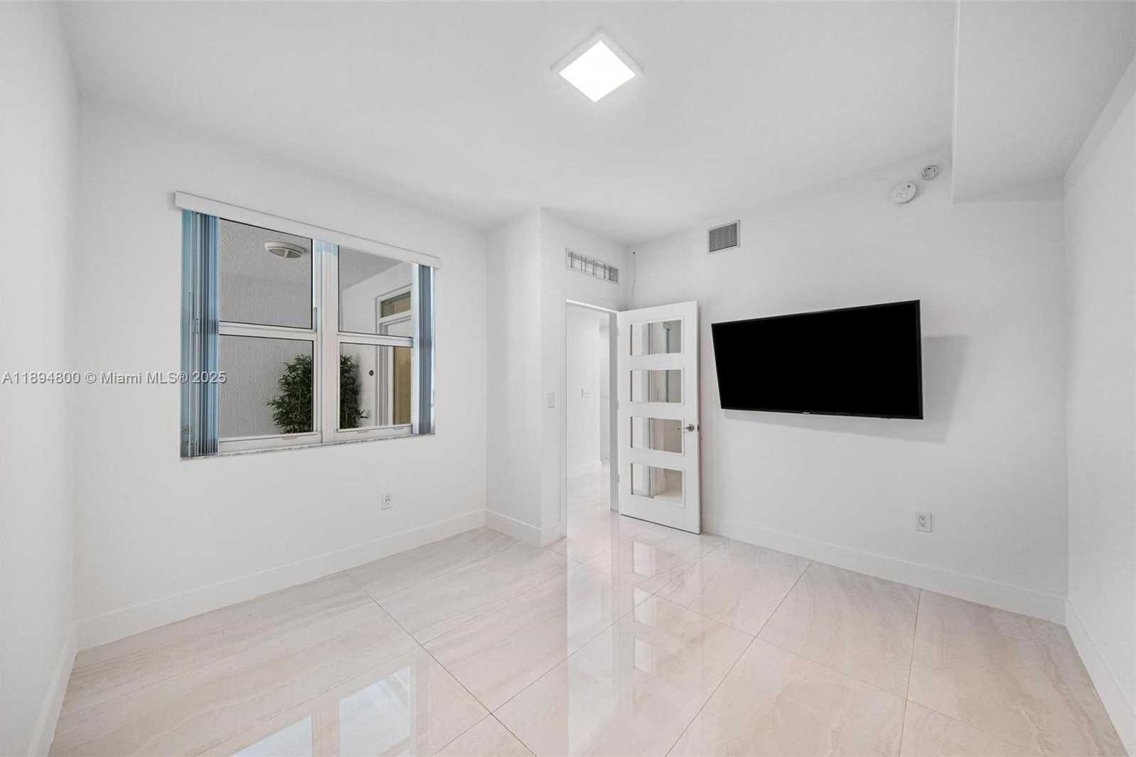 Small Image of 7918 HARBOR ISLAND DR #207, North Bay Village Number 31