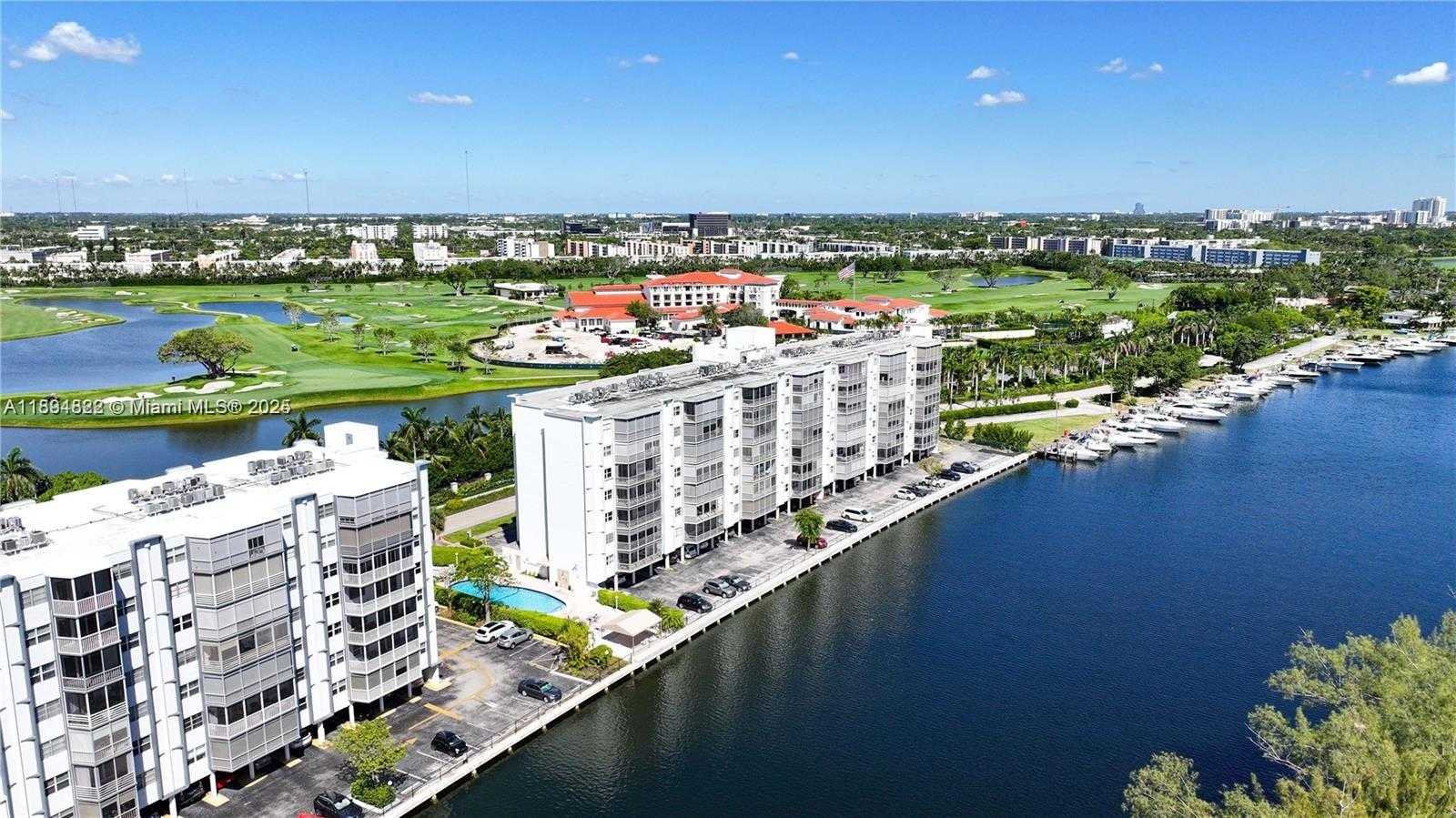 Small Image of 400 DIPLOMAT PKWY #410, Hallandale Beach Number 3