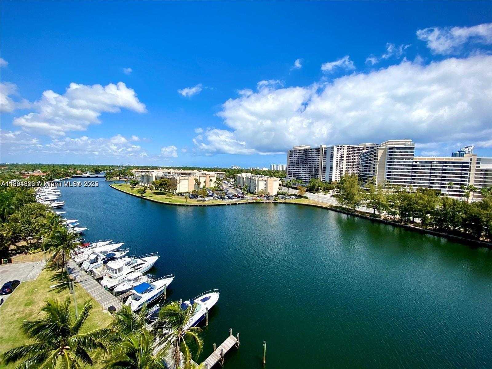 Small Image of 400 DIPLOMAT PKWY #410, Hallandale Beach Number 4