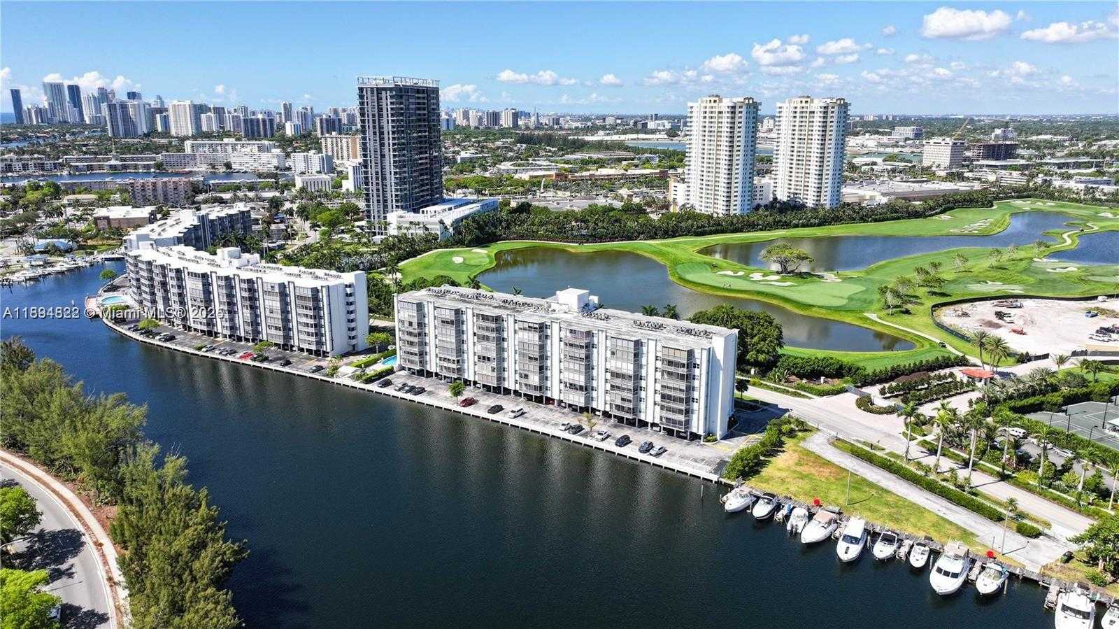 Small Image of 400 DIPLOMAT PKWY #410, Hallandale Beach Number 8
