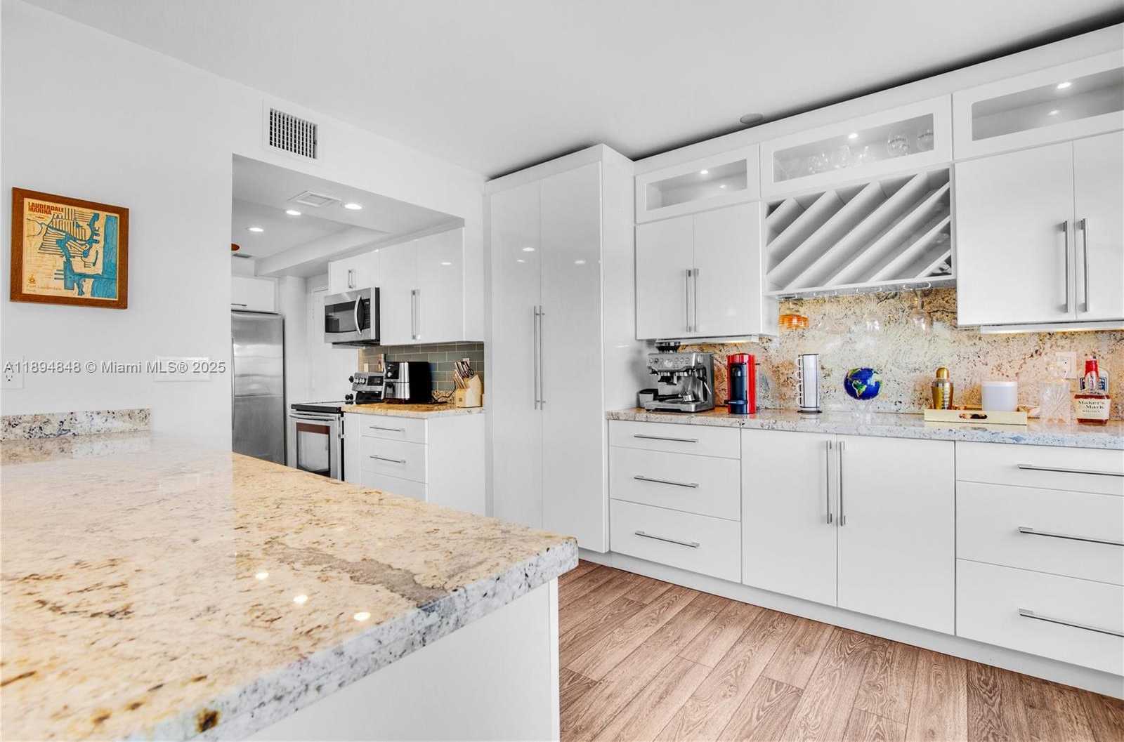 Small Image of 2500 EAST LAS OLAS BLVD #408, Fort Lauderdale Number 13