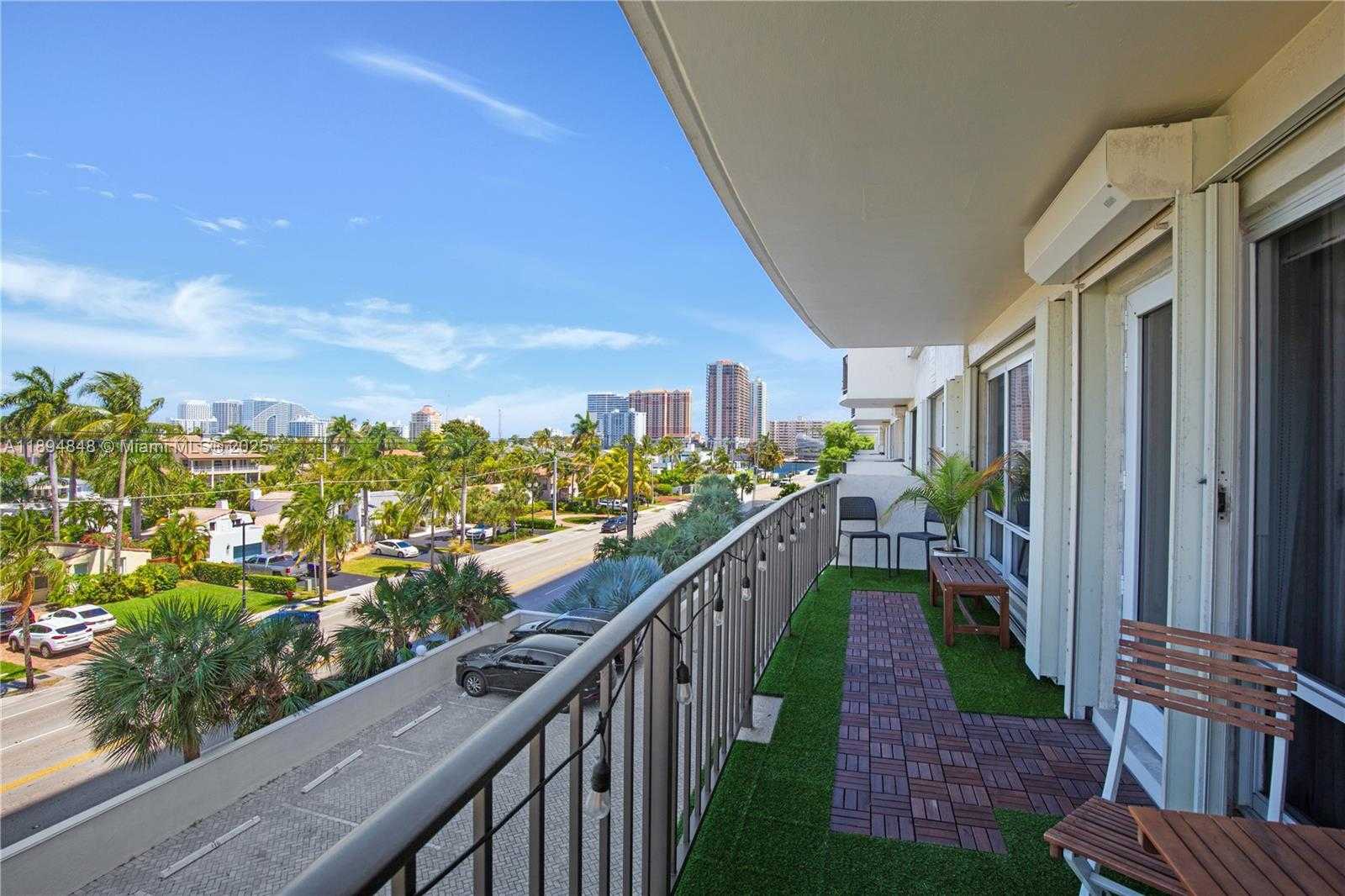 Small Image of 2500 EAST LAS OLAS BLVD #408, Fort Lauderdale Number 31