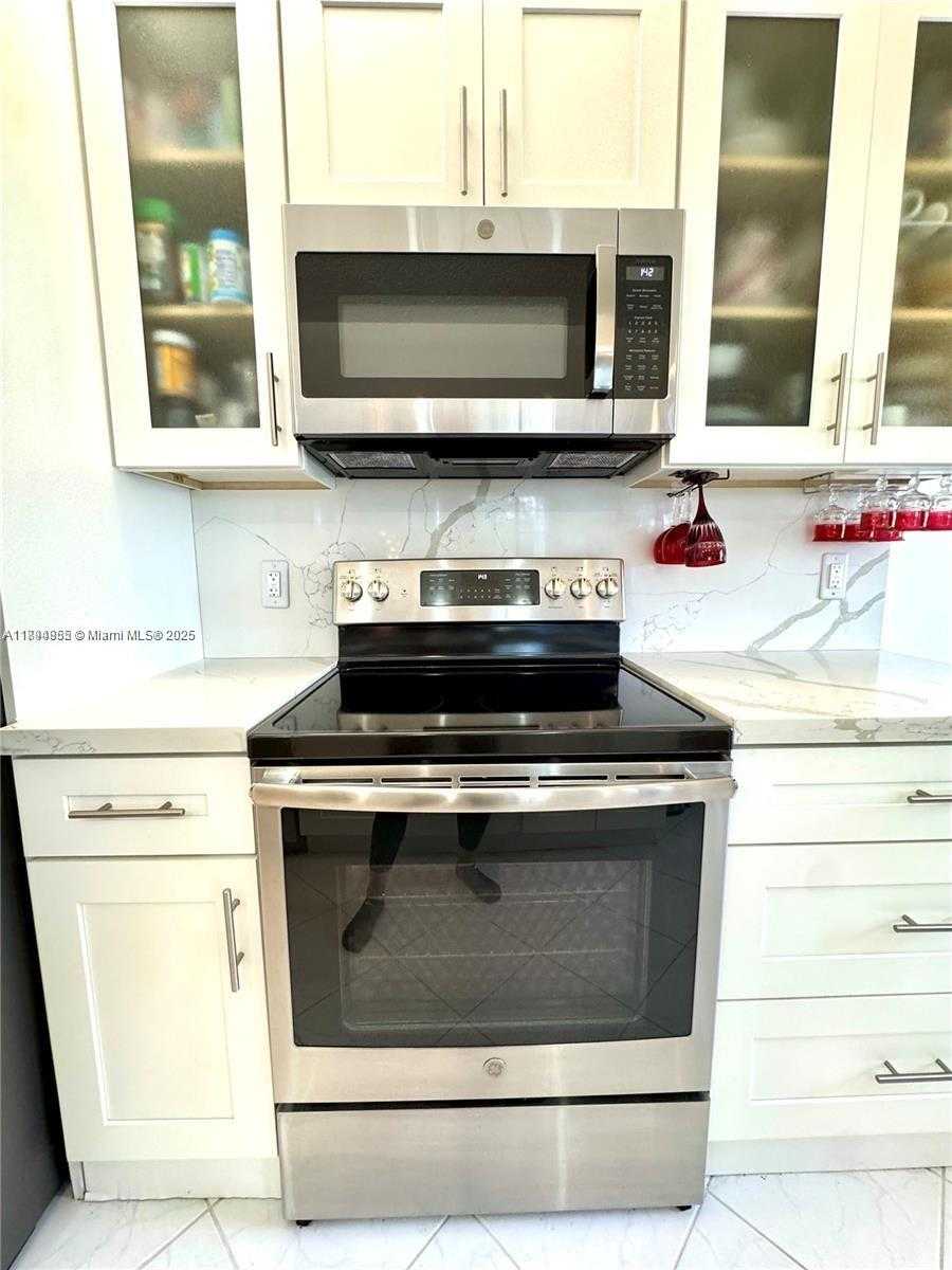 Small Image of 3850 WASHINGTON ST #317, Hollywood Number 19