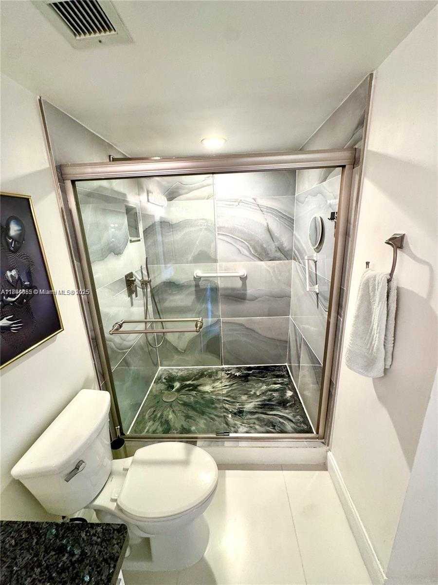 Small Image of 3850 WASHINGTON ST #317, Hollywood Number 35