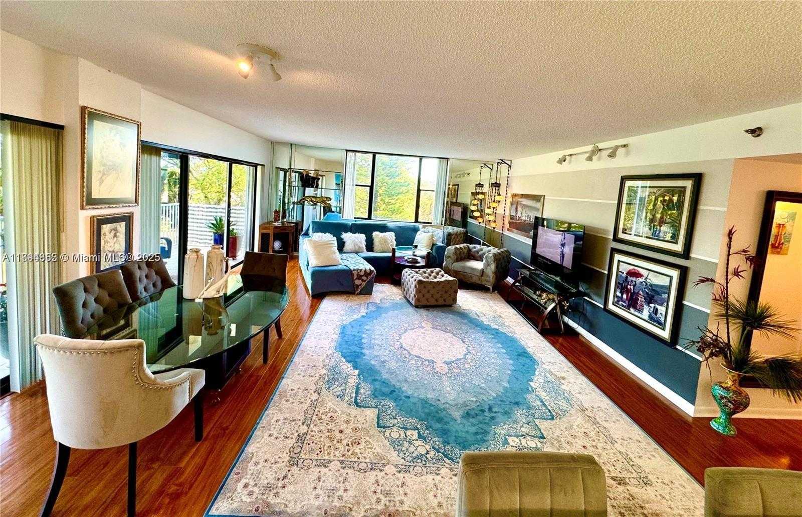 Small Image of 3850 WASHINGTON ST #317, Hollywood Number 7