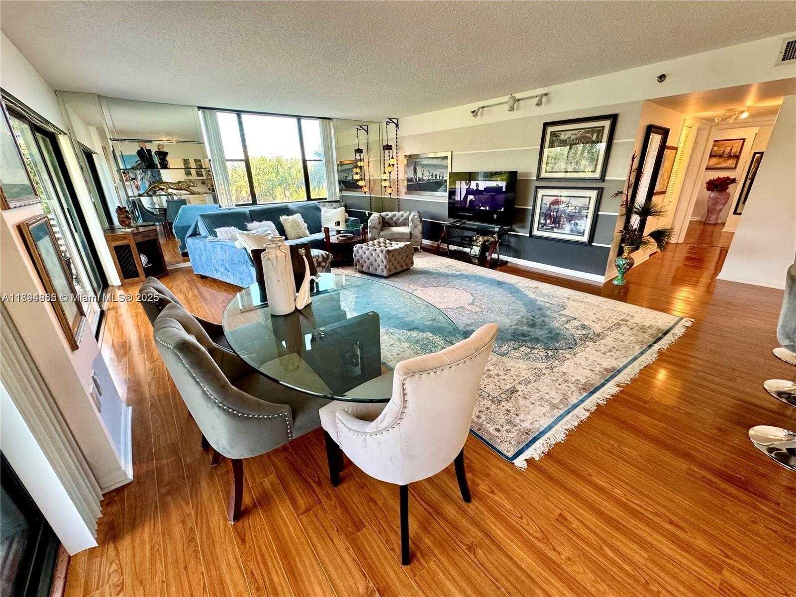Small Image of 3850 WASHINGTON ST #317, Hollywood Number 8