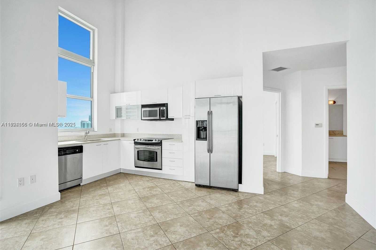 Small Image of 133 NORTH EAST 2ND AVE #LPH3502, Miami Number 11