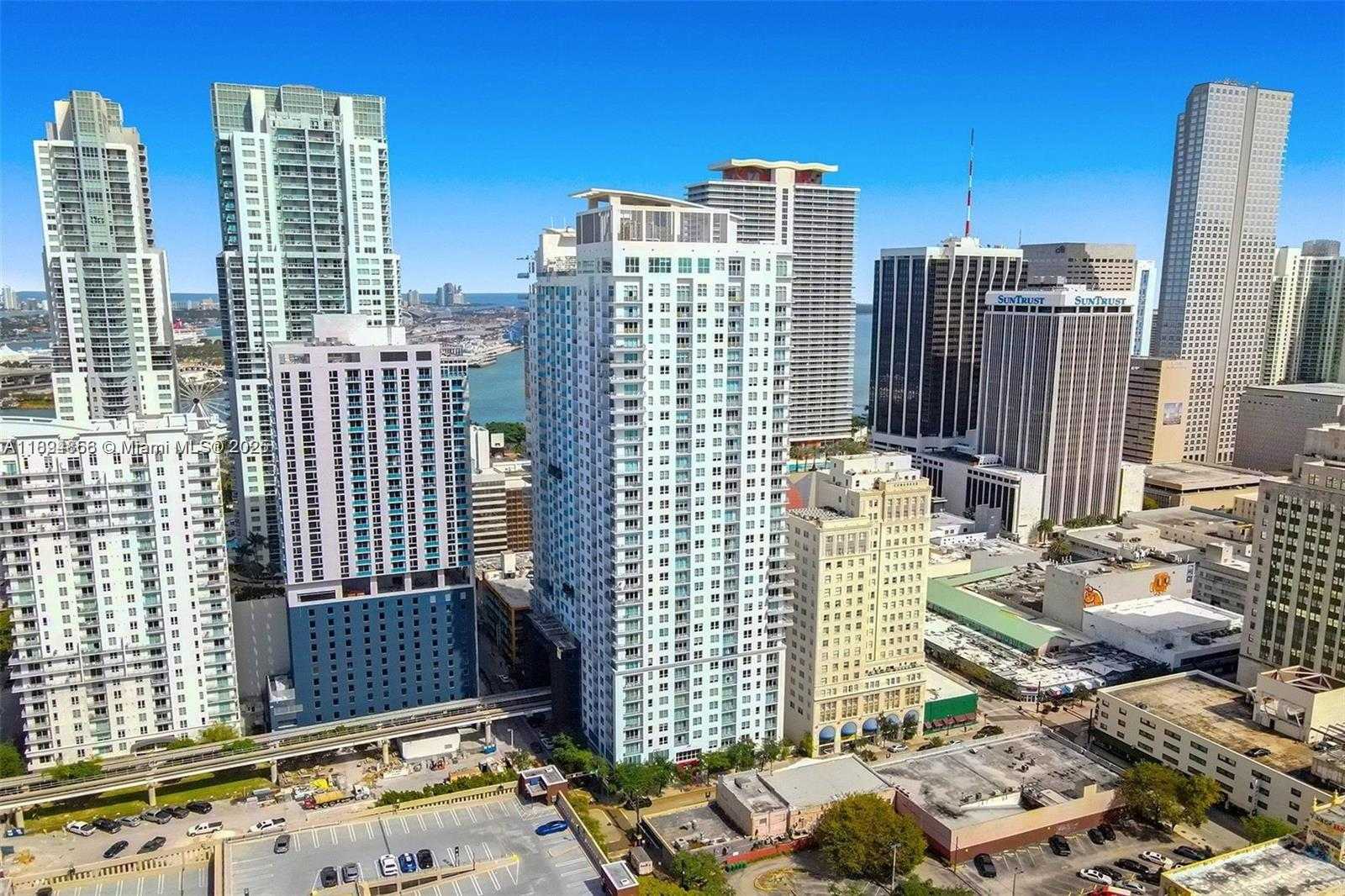 Small Image of 133 NORTH EAST 2ND AVE #LPH3502, Miami Number 31