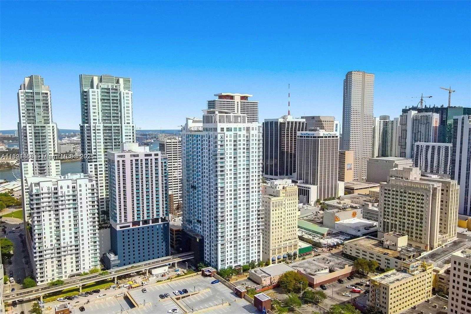 Small Image of 133 NORTH EAST 2ND AVE #LPH3502, Miami Number 32