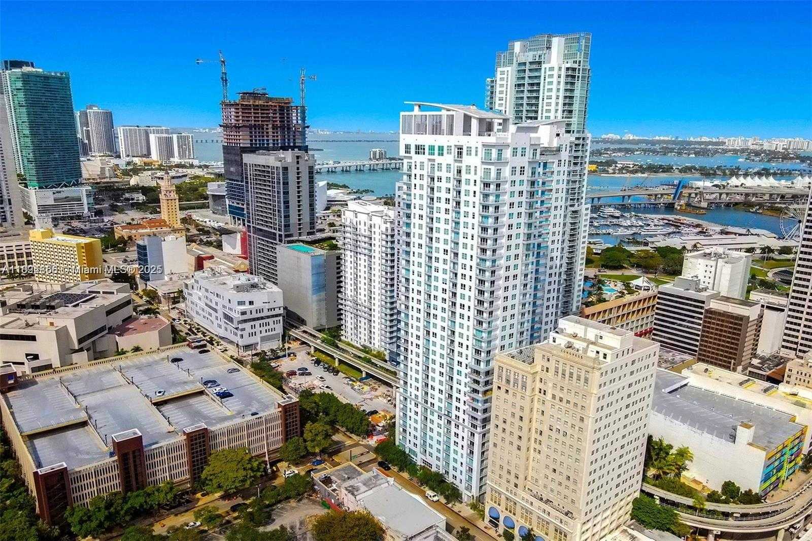 Small Image of 133 NORTH EAST 2ND AVE #LPH3502, Miami Number 37