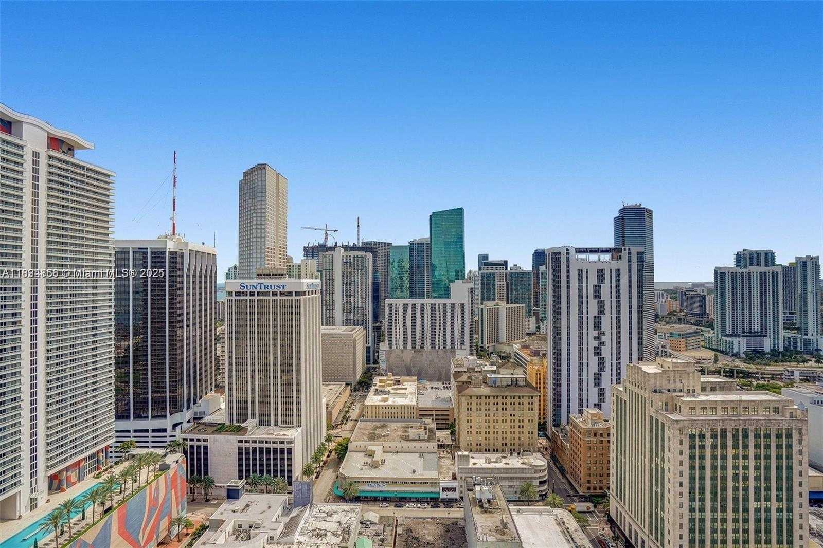 Small Image of 133 NORTH EAST 2ND AVE #LPH3502, Miami Number 43