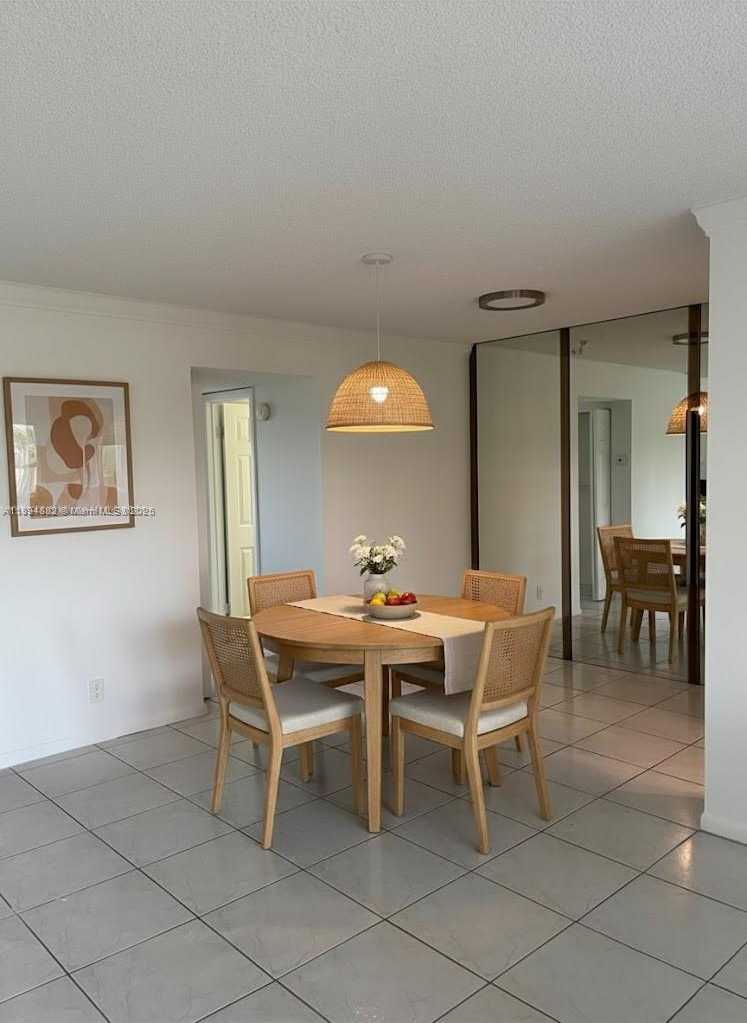 Small Image of 1425 ARTHUR ST #403A, Hollywood Number 5