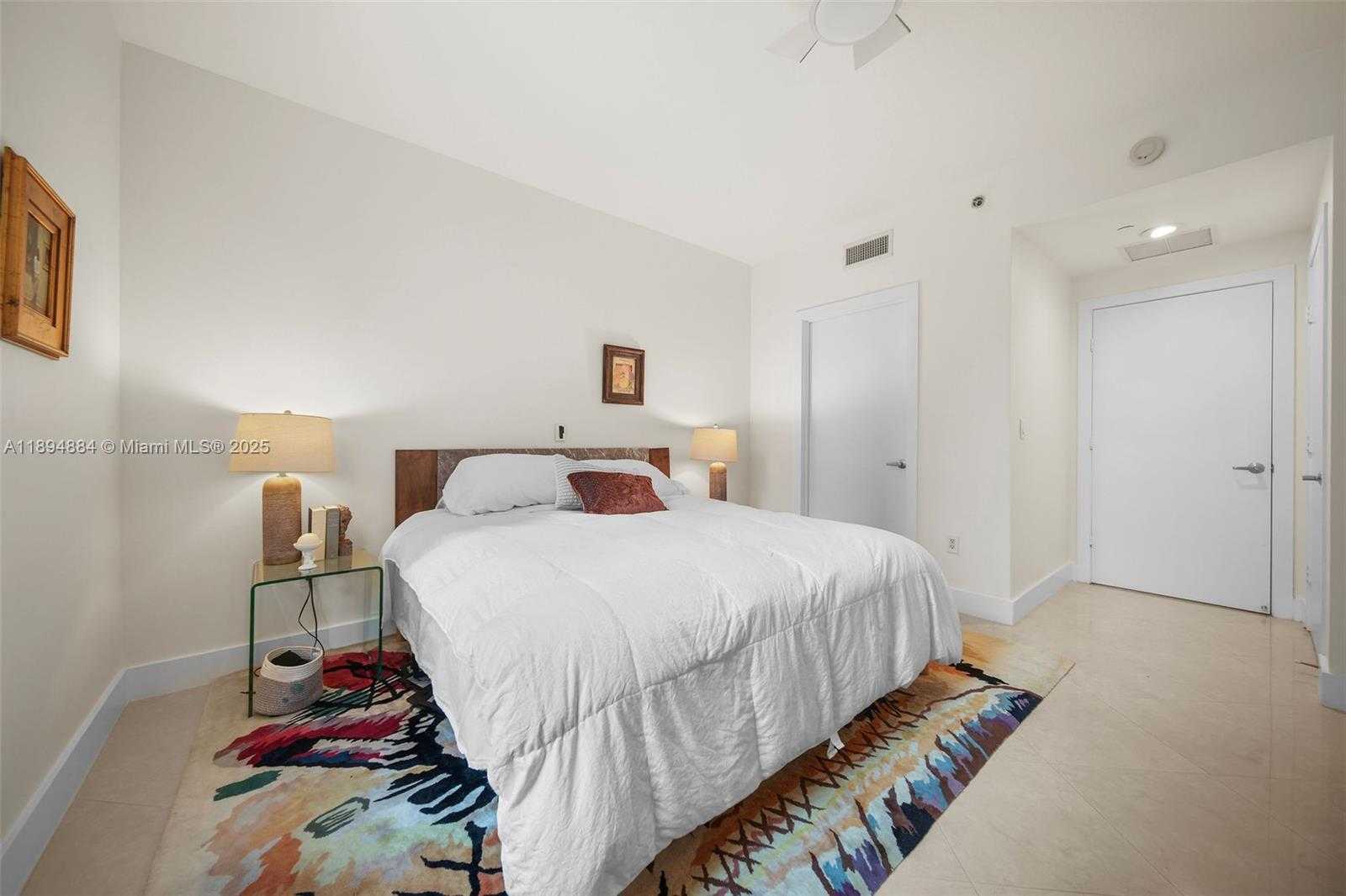 Small Image of 1060 BRICKELL AVE #1513, Miami Number 10