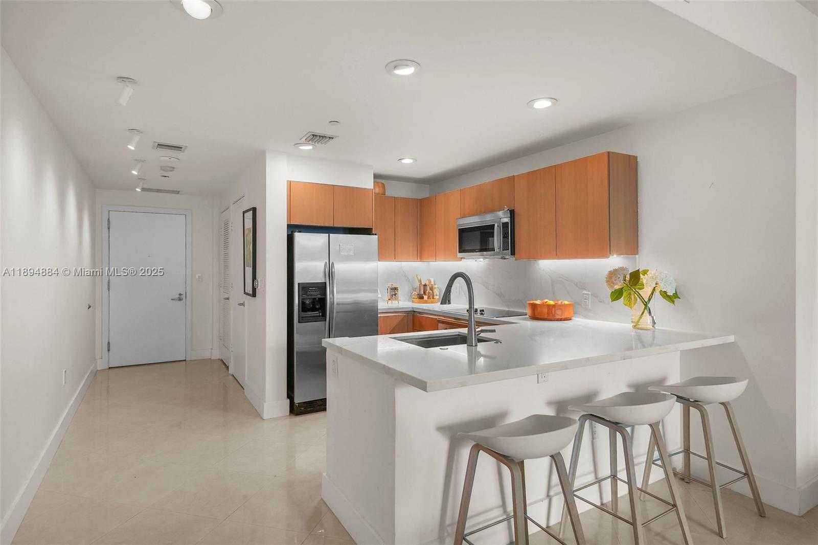 Small Image of 1060 BRICKELL AVE #1513, Miami Number 14