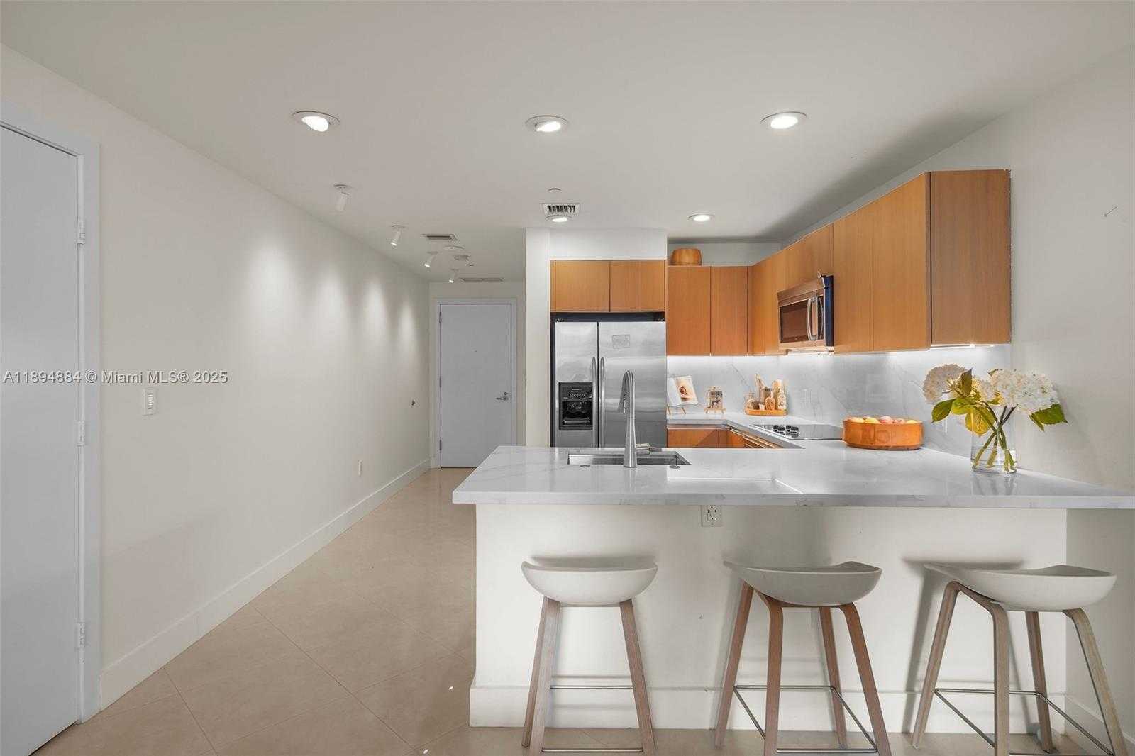 Small Image of 1060 BRICKELL AVE #1513, Miami Number 16