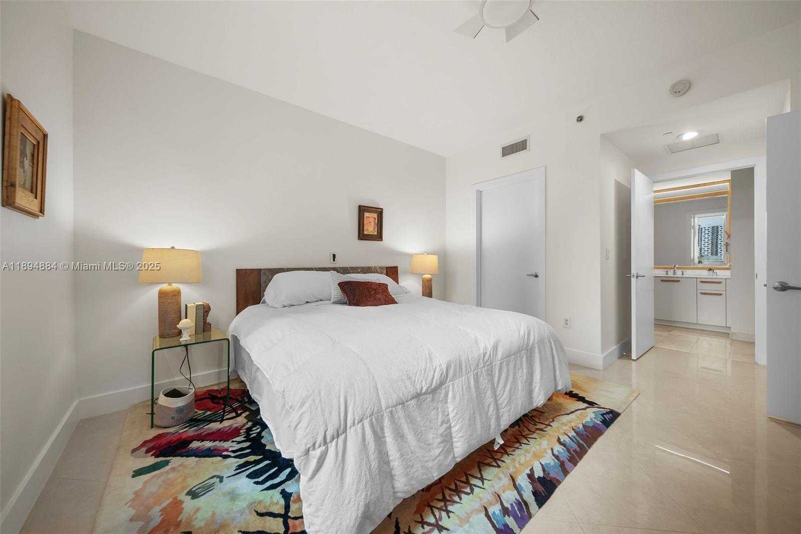 Small Image of 1060 BRICKELL AVE #1513, Miami Number 19