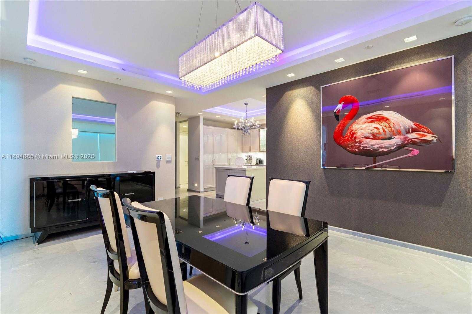 Small Image of 100 SOUTH POINTE DR #2506, Miami Beach Number 20