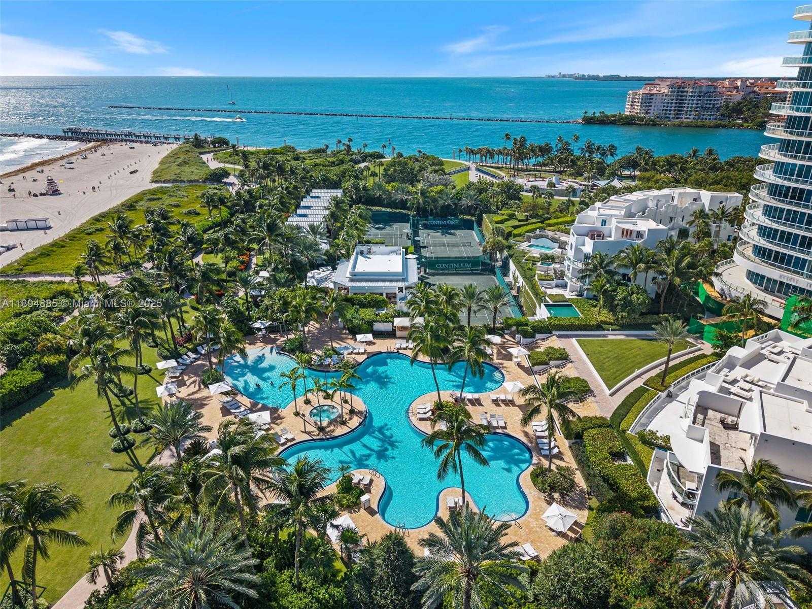 Small Image of 100 SOUTH POINTE DR #2506, Miami Beach Number 36