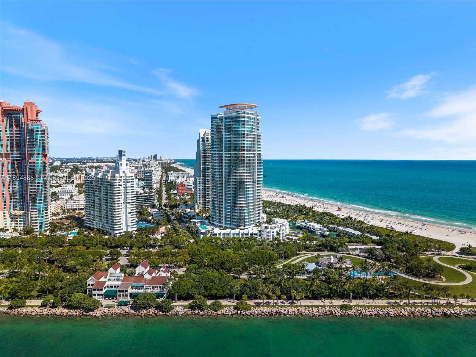Small Image of 100 SOUTH POINTE DR #2506, Miami Beach Number 42