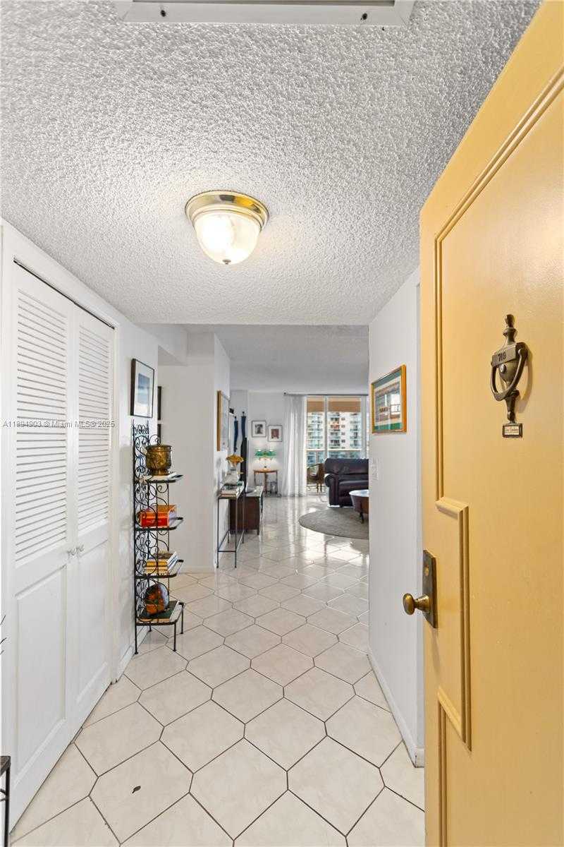 Small Image of 3800 SOUTH OCEAN DR #719, Hollywood Number 44