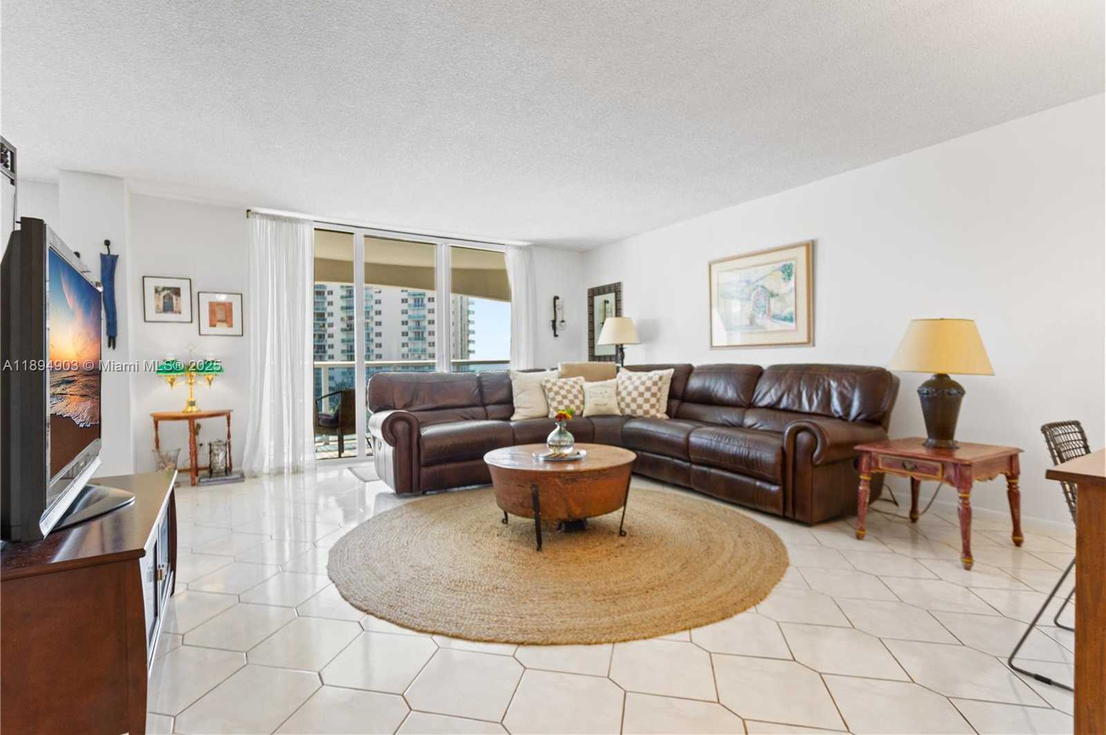 Small Image of 3800 SOUTH OCEAN DR #719, Hollywood Number 54