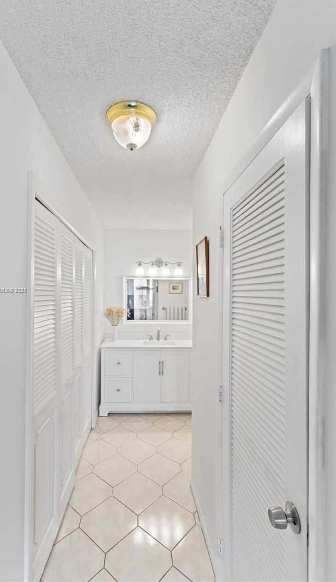 Small Image of 3800 SOUTH OCEAN DR #719, Hollywood Number 74