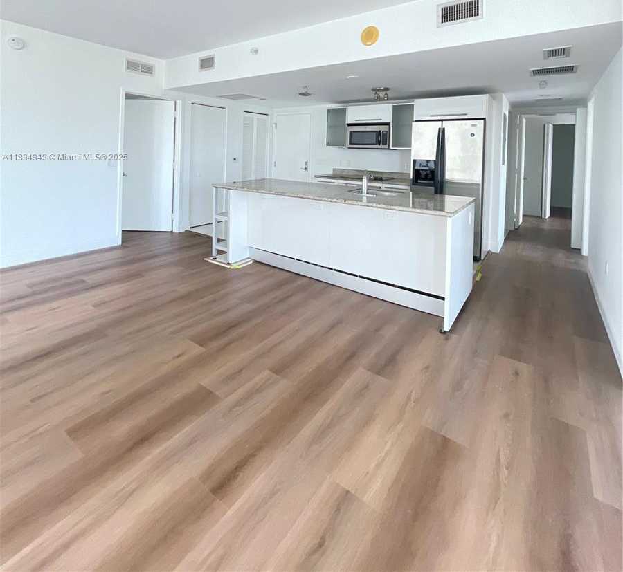 Small Image of 185 SOUTH WEST 7TH ST #2411, Miami Number 5