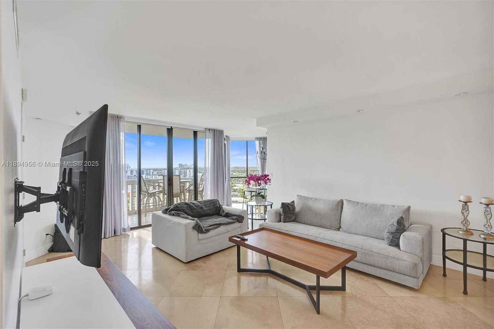 Small Image of 1000 EAST ISLAND BLVD #1403, Aventura Number 2